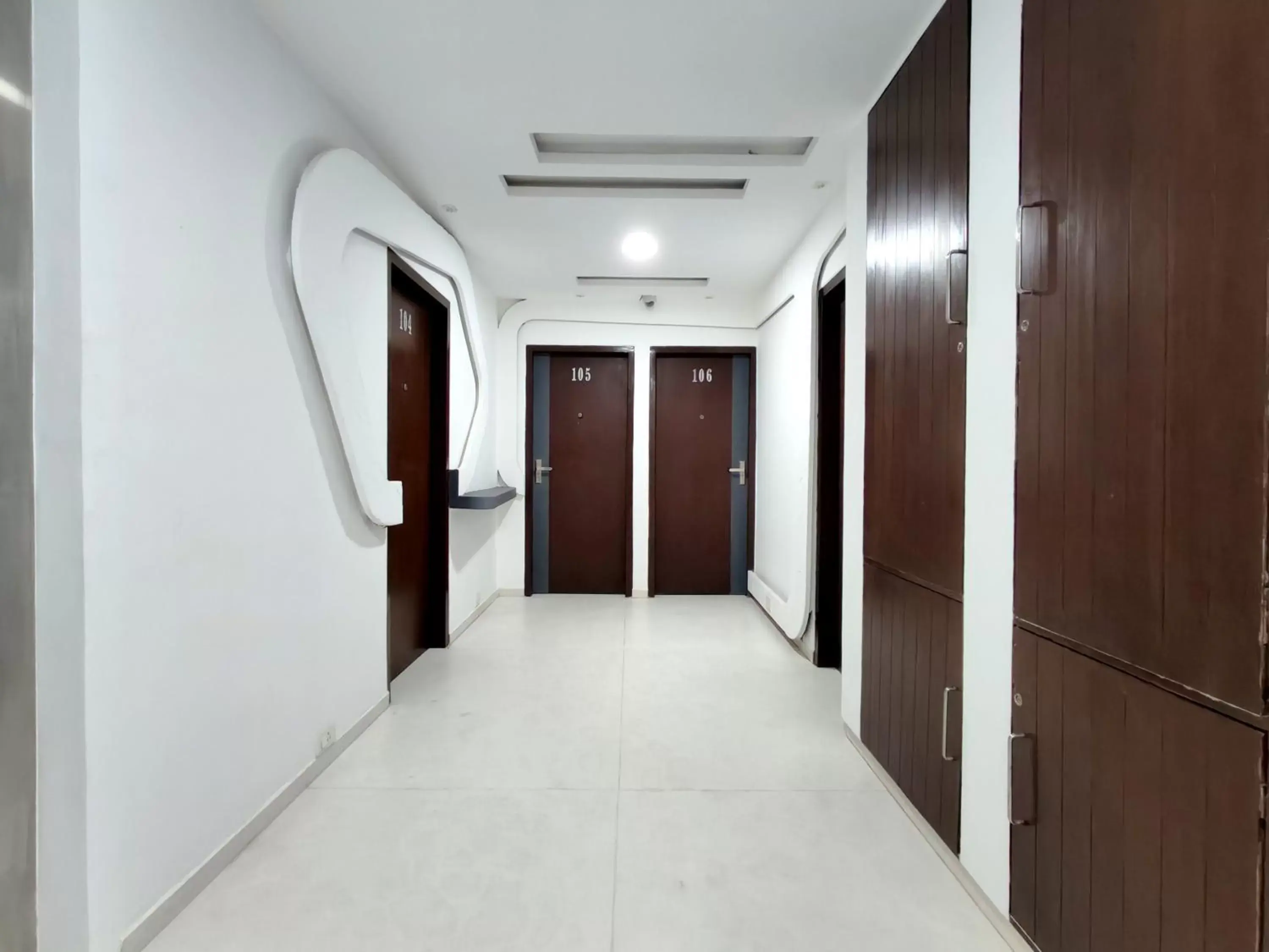 Lobby or reception in The Sky Imperial Hotel Yahvi Lobby or reception in The Sky Imperial Hotel Yahvi