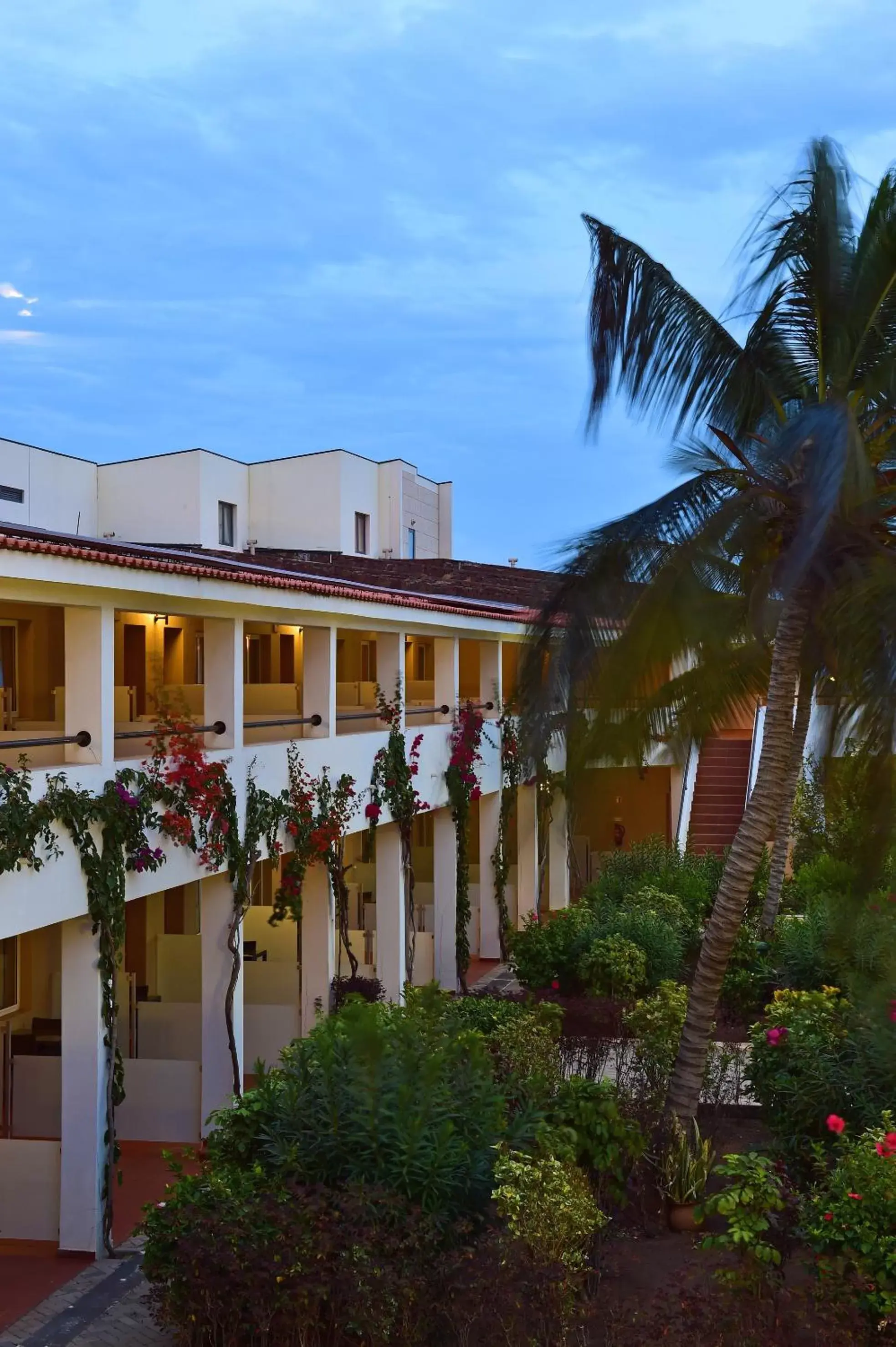 Facade/entrance, Property Building in Pestana Tropico Ocean & City Hotel