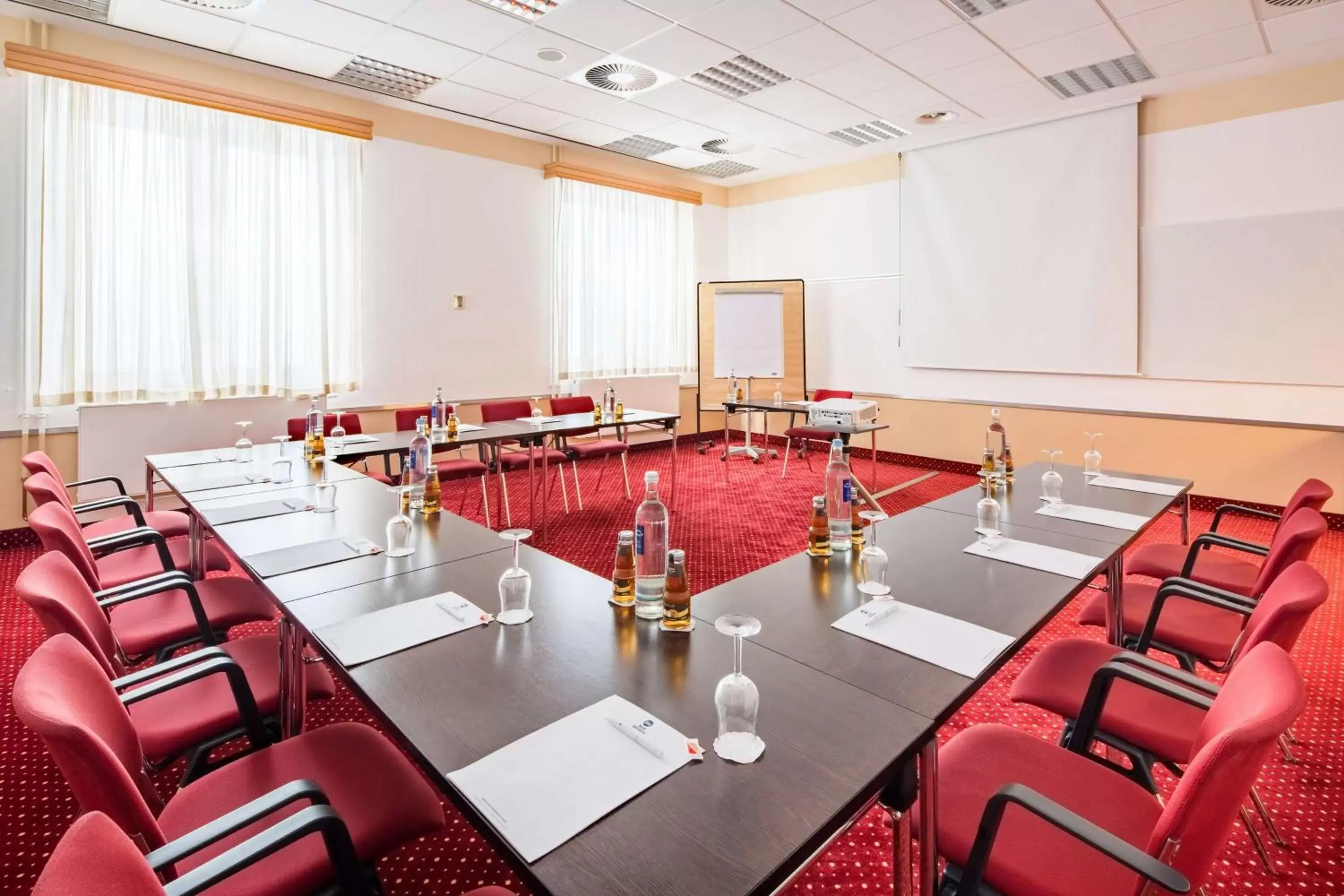 Meeting/conference room in Amedia Frankfurt Airport, Trademark Collection by Wyndham