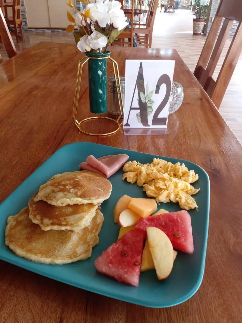 Restaurant/places to eat in Sunshine View Hotel and Restaurant