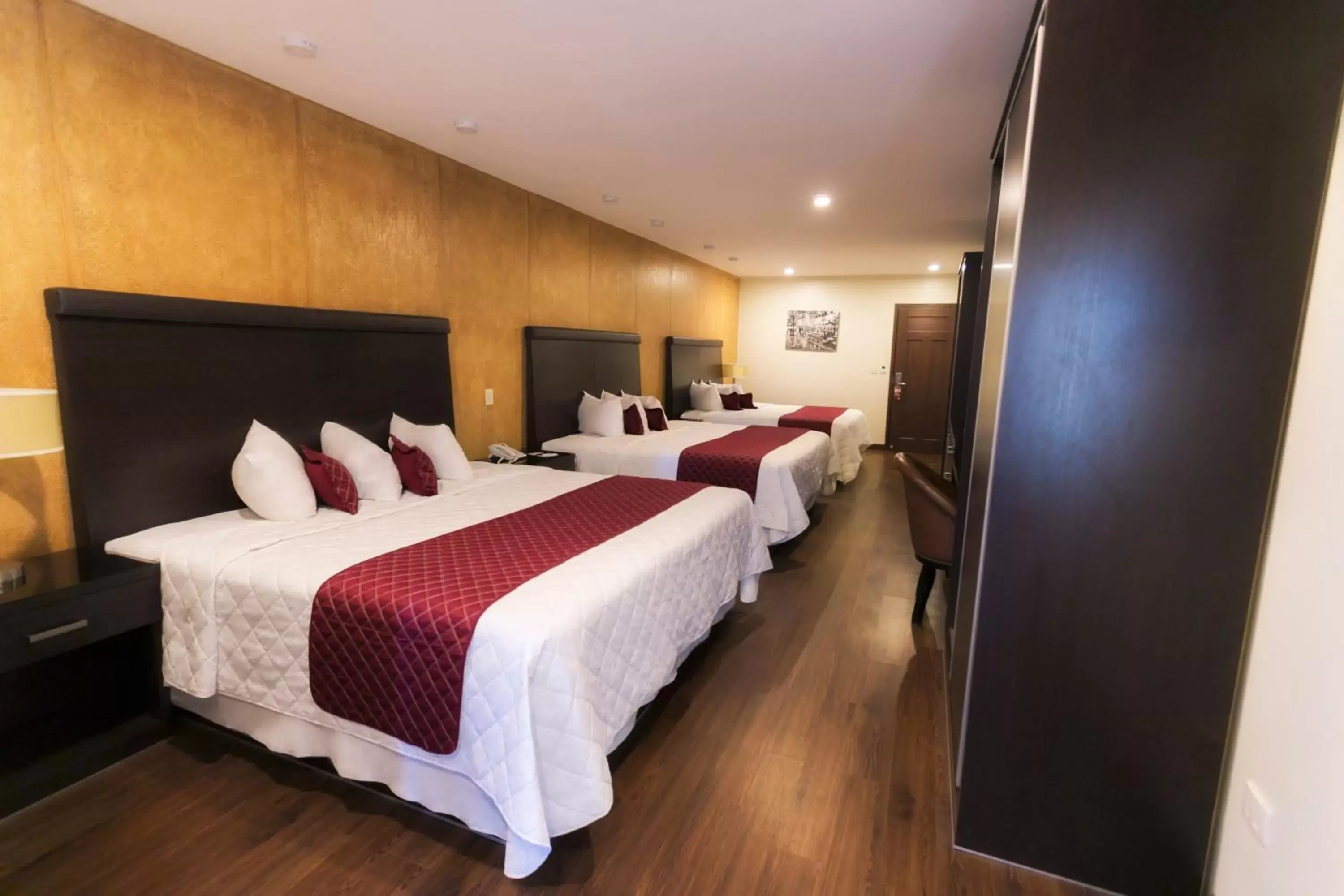 Bedroom, Bed in Gran Hotel Cochabamba