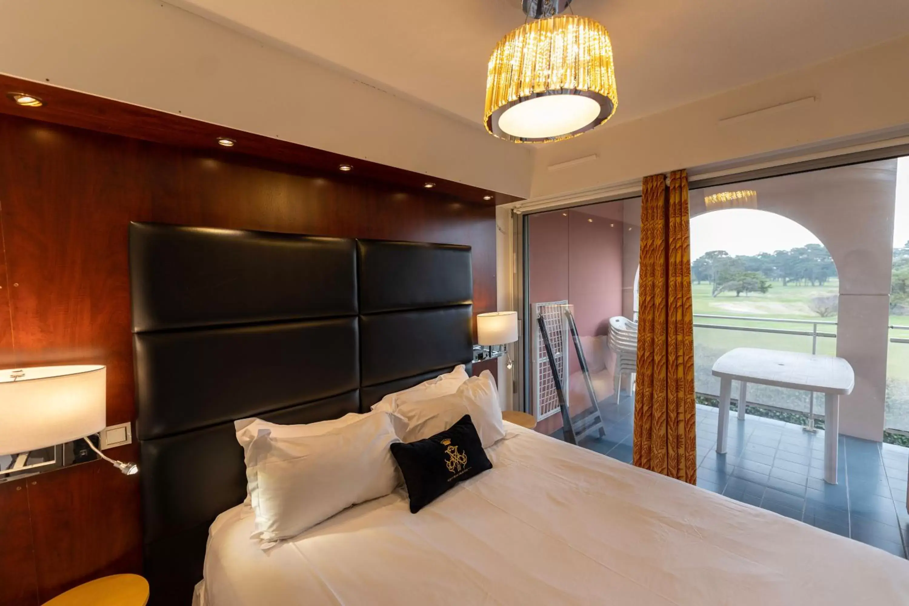 Bed in Mer et Golf