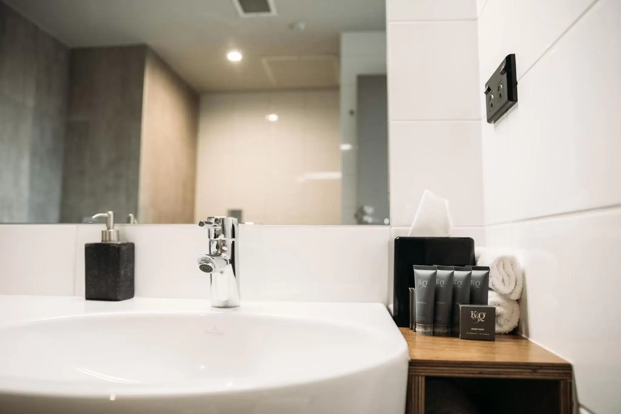 Bathroom in King and Queen Hotel Suites