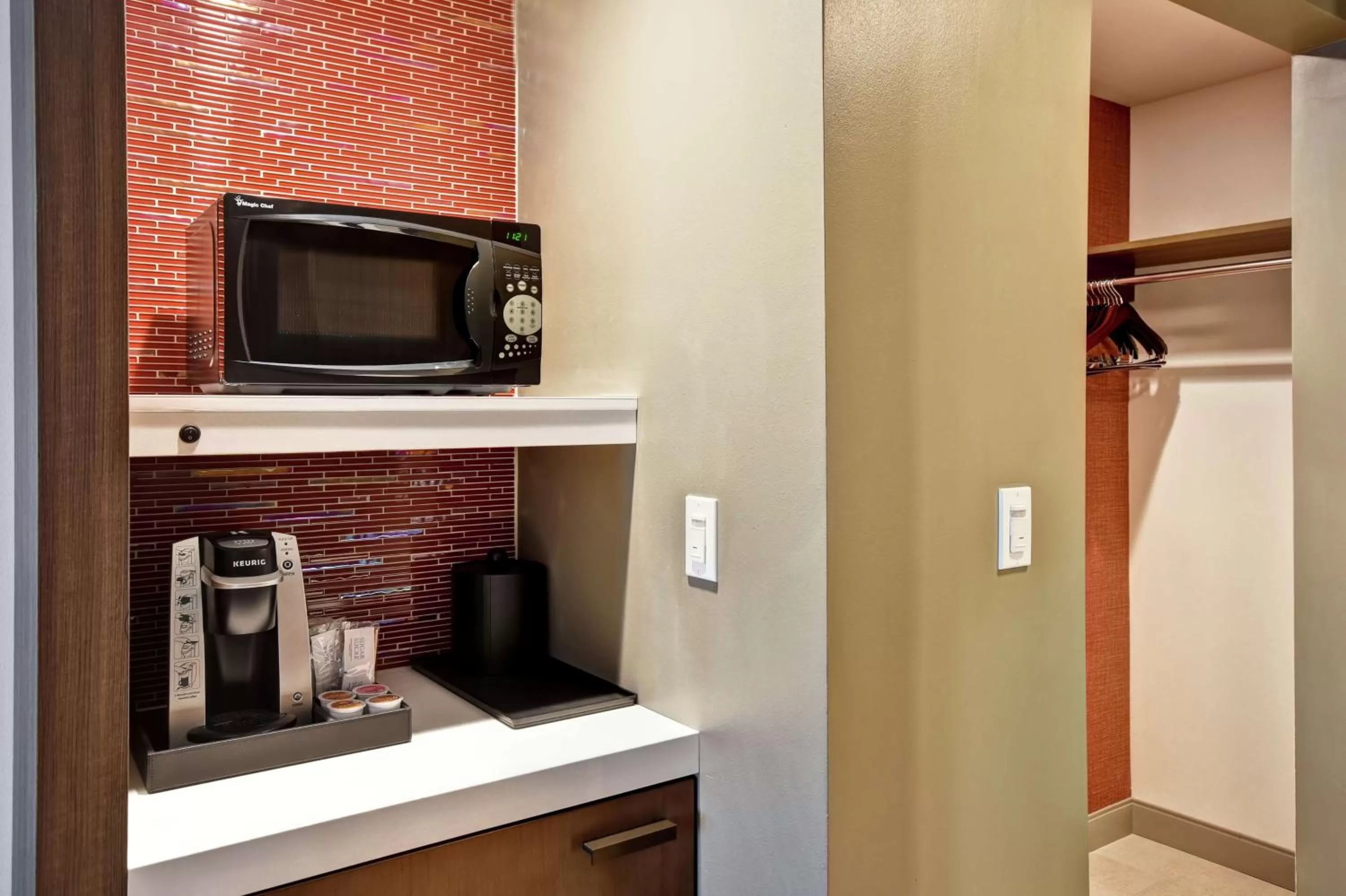 Photo of the whole room in Hilton Garden Inn Lansing West