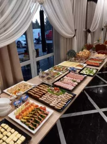 Buffet breakfast in "Arkadia"