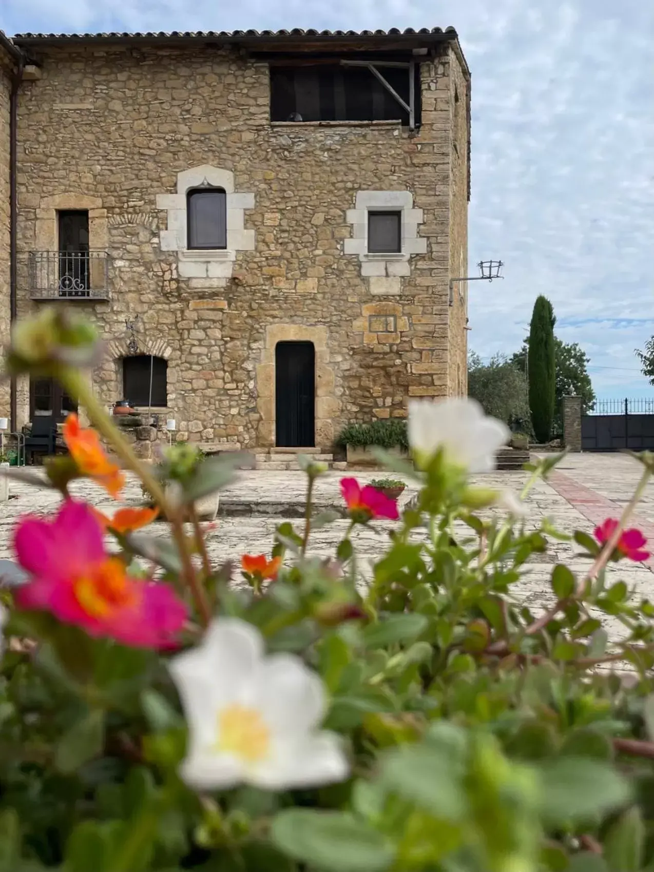 Property Building in Mas Feliu Turismo Rural