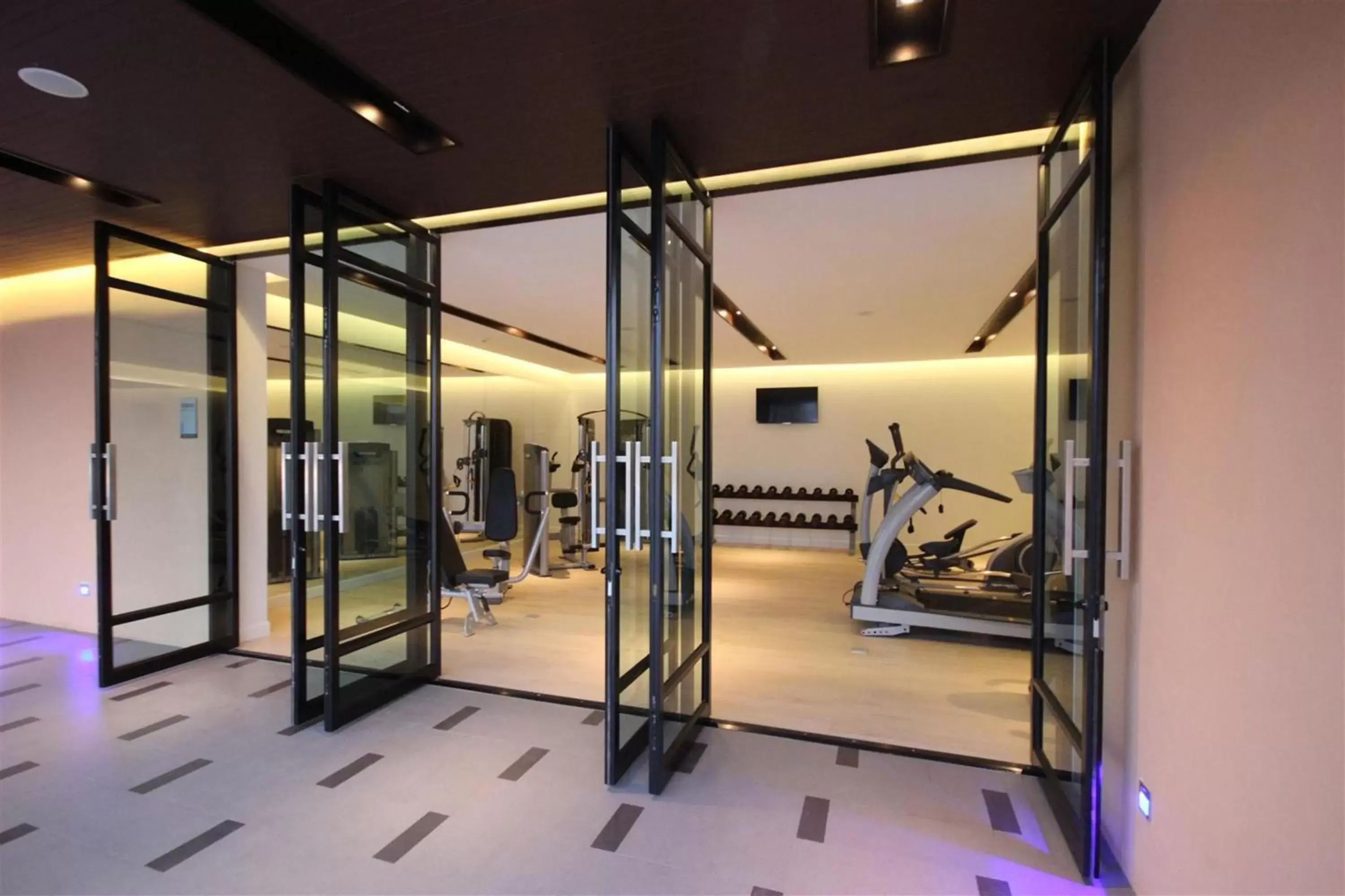 Fitness centre/facilities, Fitness Center/Facilities in Season Five Hotel "SHA Certified"