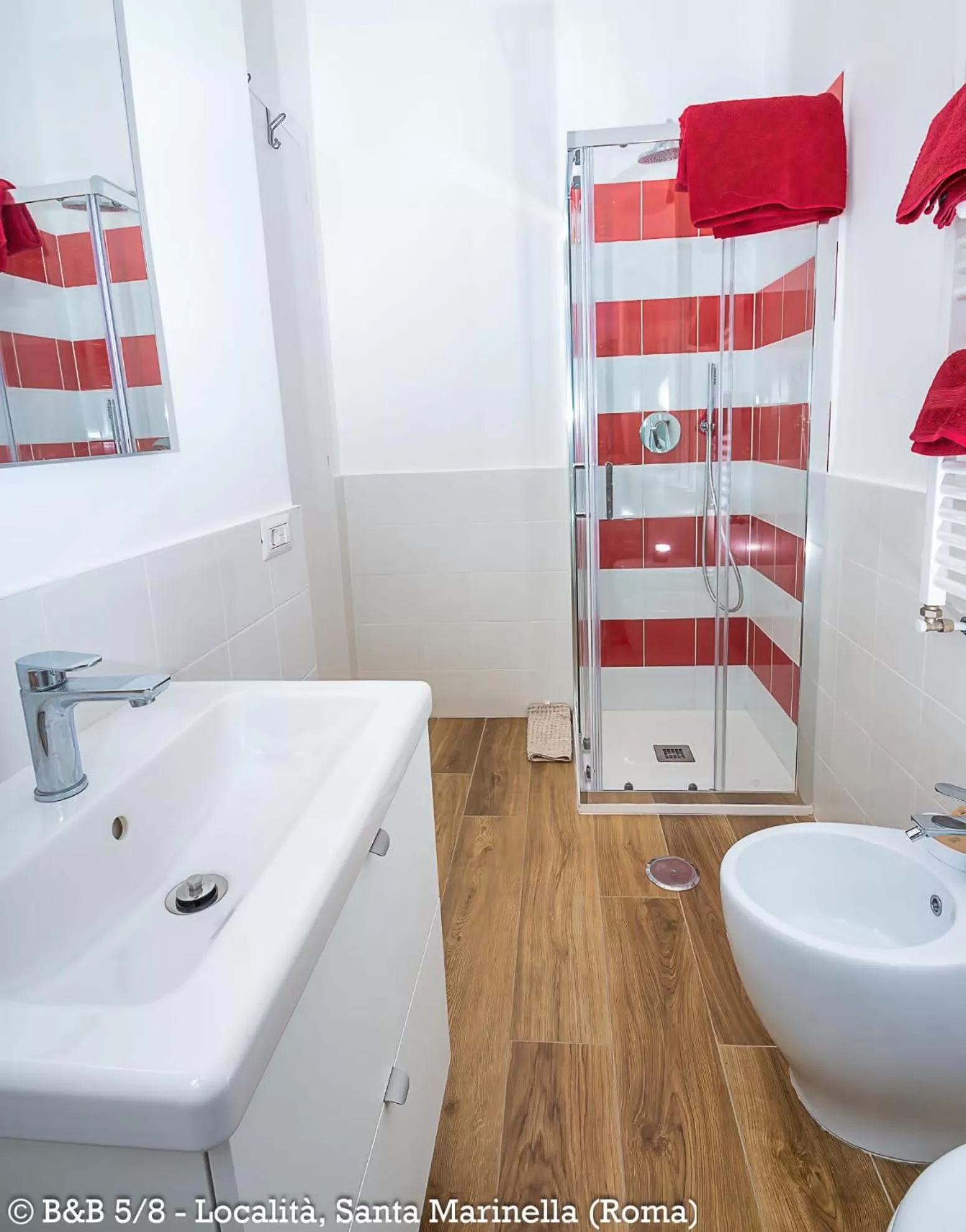 Shower, Bathroom in CINQUE OTTAVI B&B