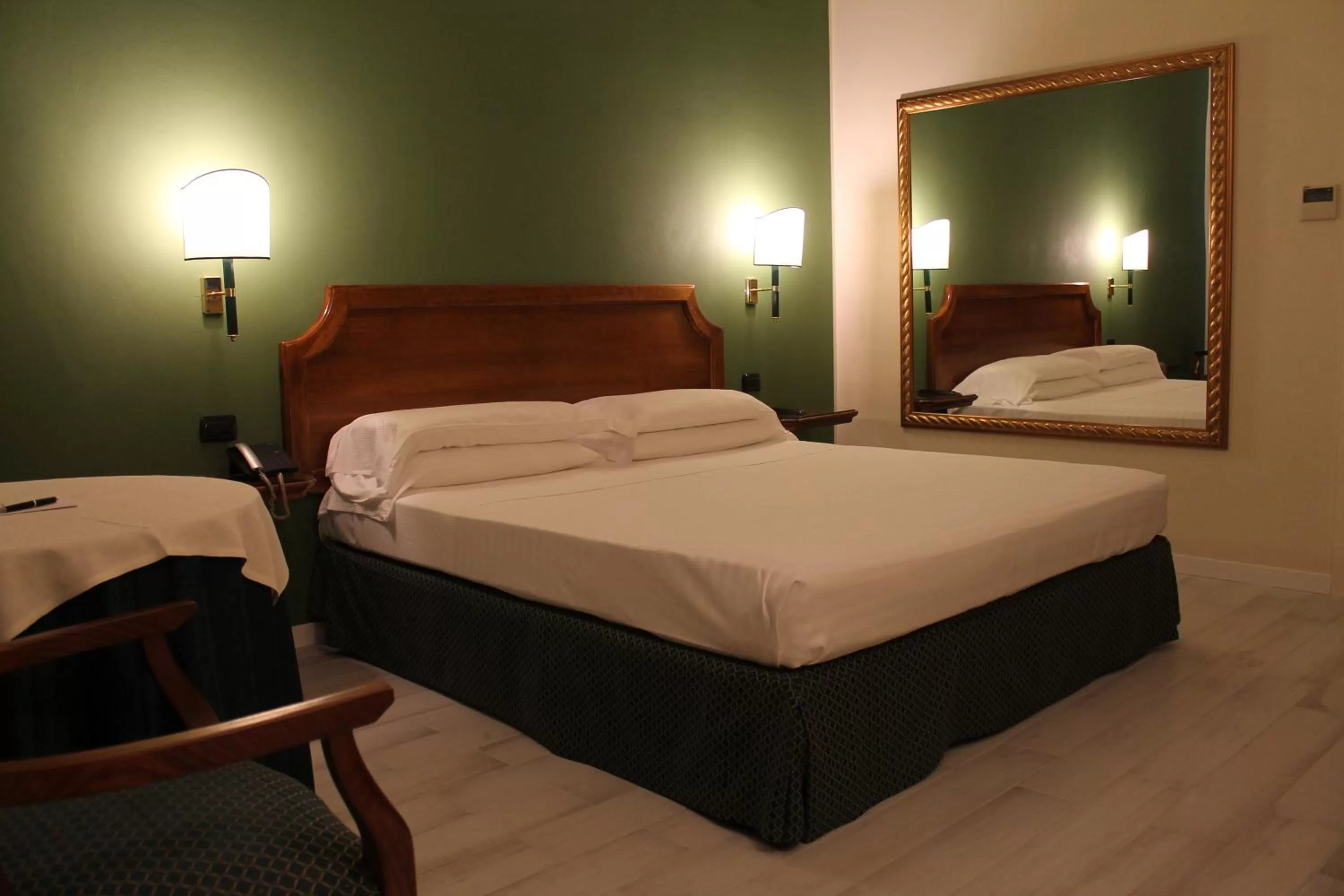 Photo of the whole room, Bed in Hotel Don Carlo