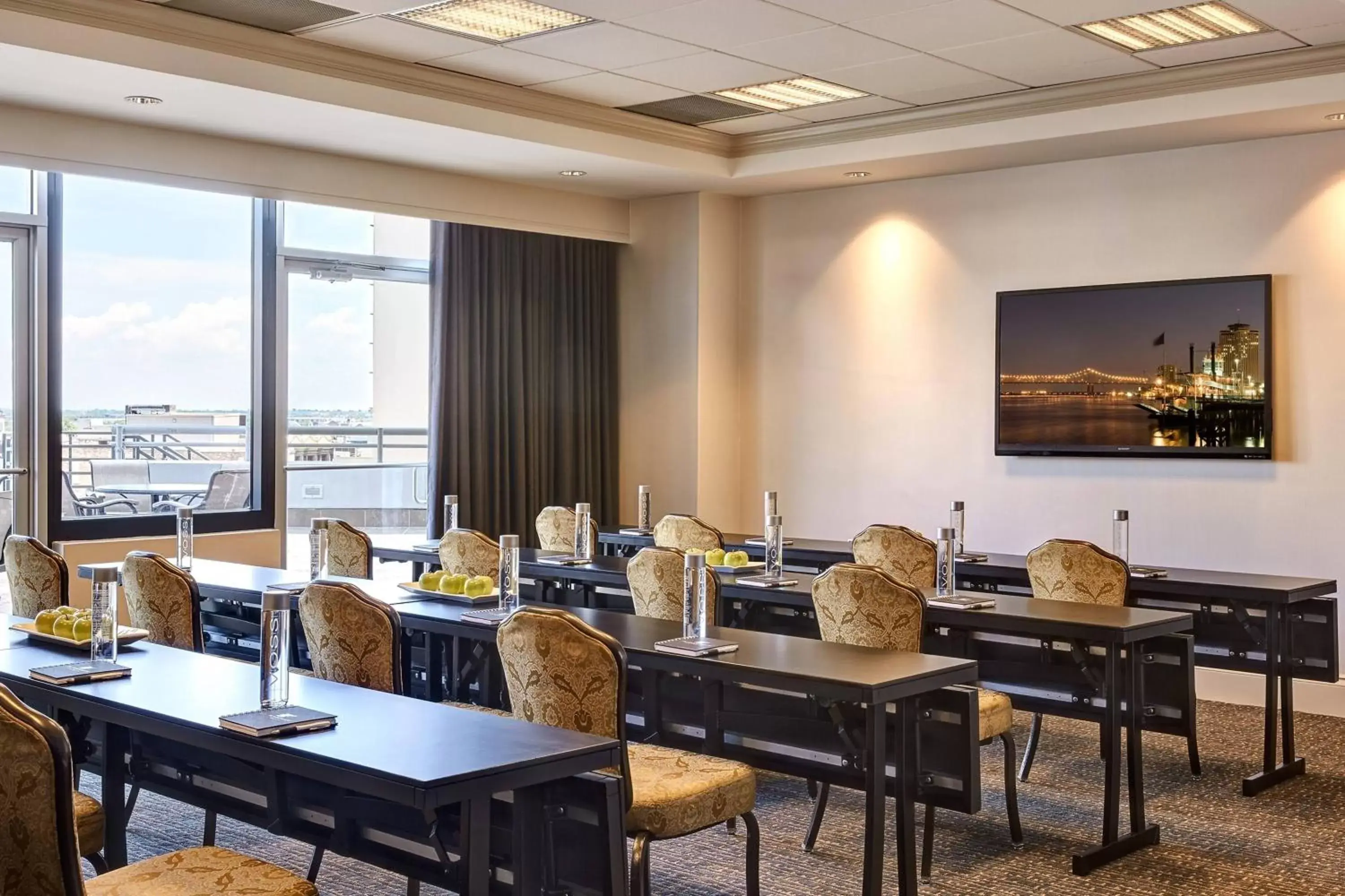 Meeting/conference room, Restaurant/Places to Eat in JW Marriott New Orleans