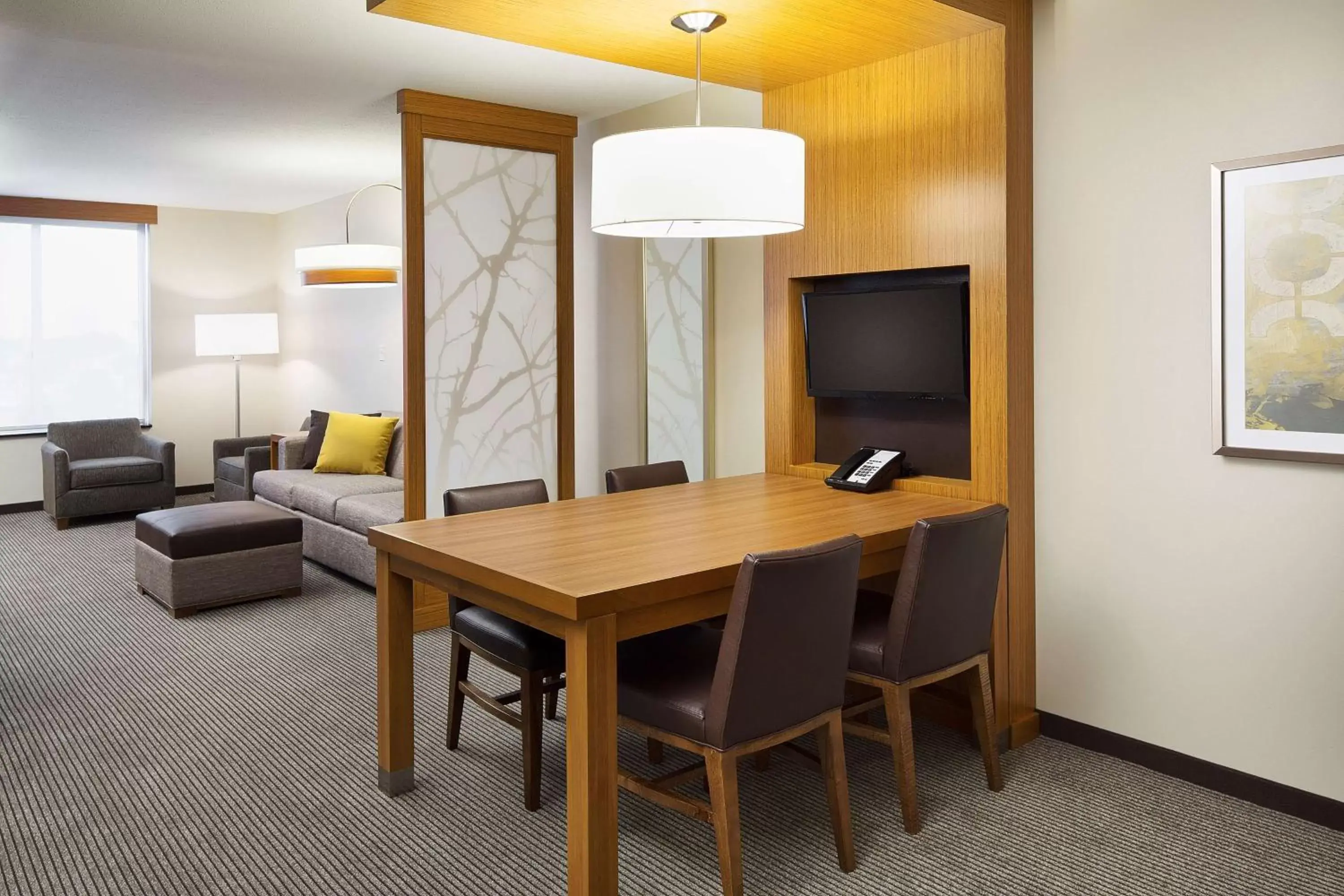 Photo of the whole room in Hyatt Place Chicago Midway Airport