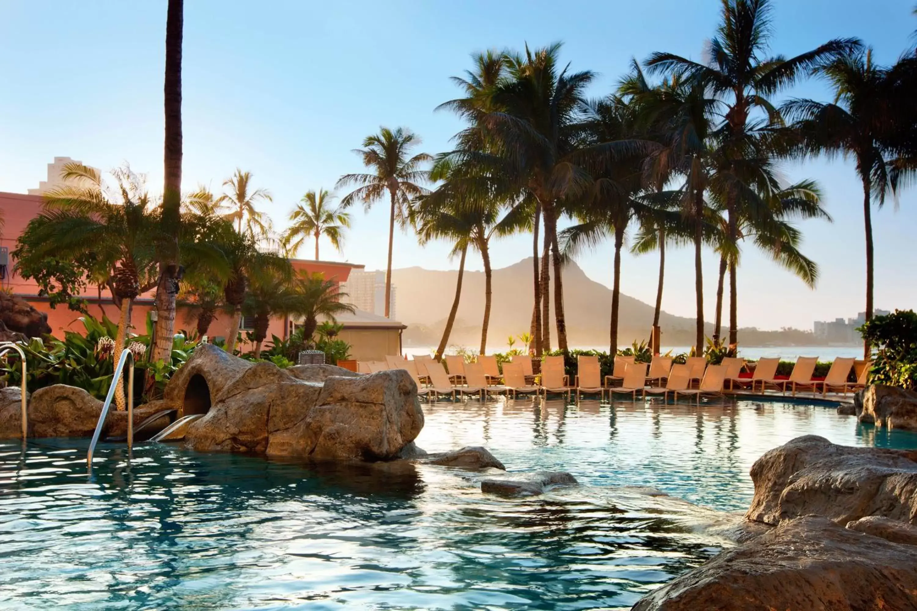 Area and facilities, Swimming Pool in The Royal Hawaiian, A Luxury Collection Resort, Waikiki