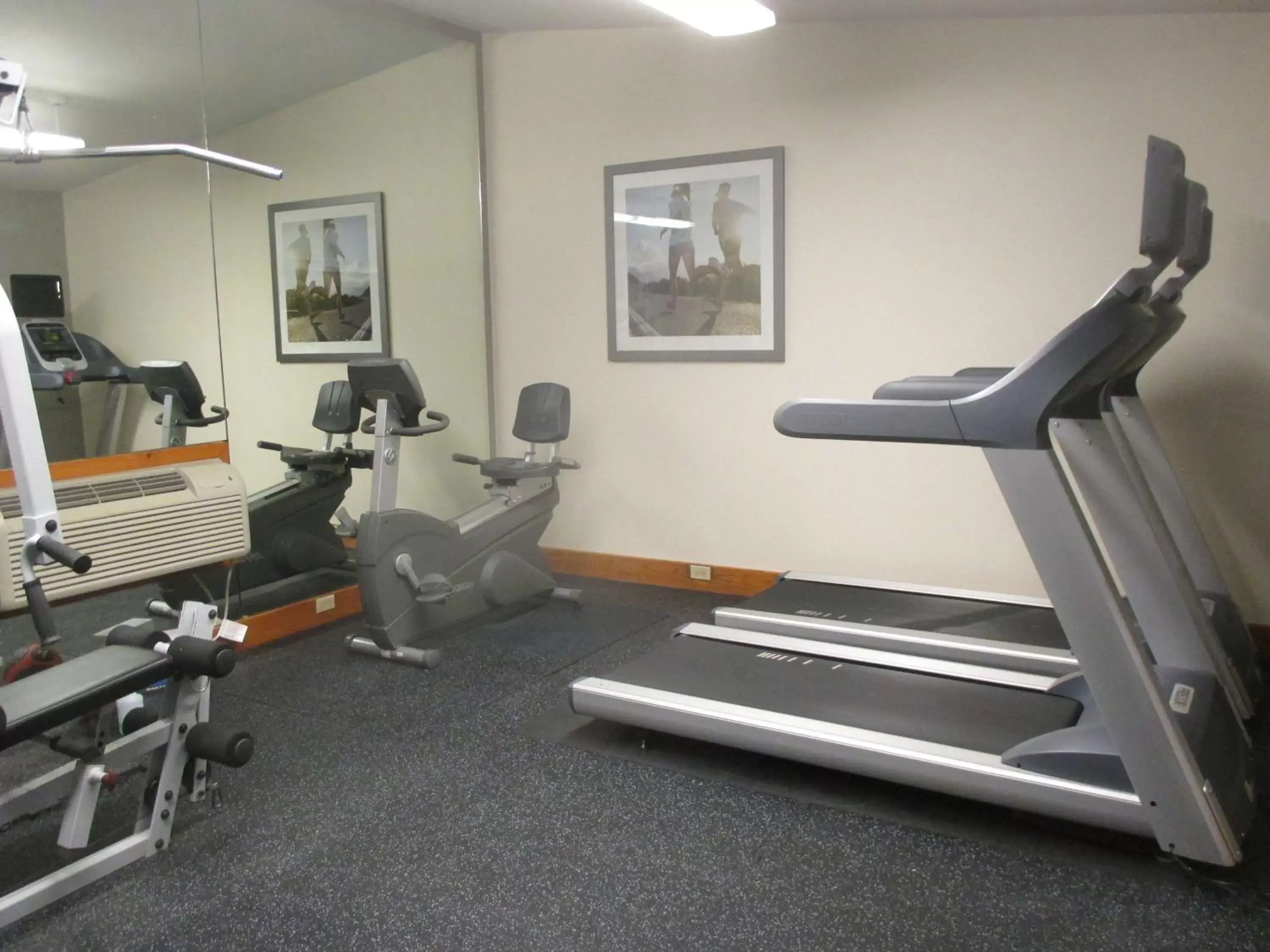 Fitness centre/facilities in Best Western Benton Harbor – St. Joseph