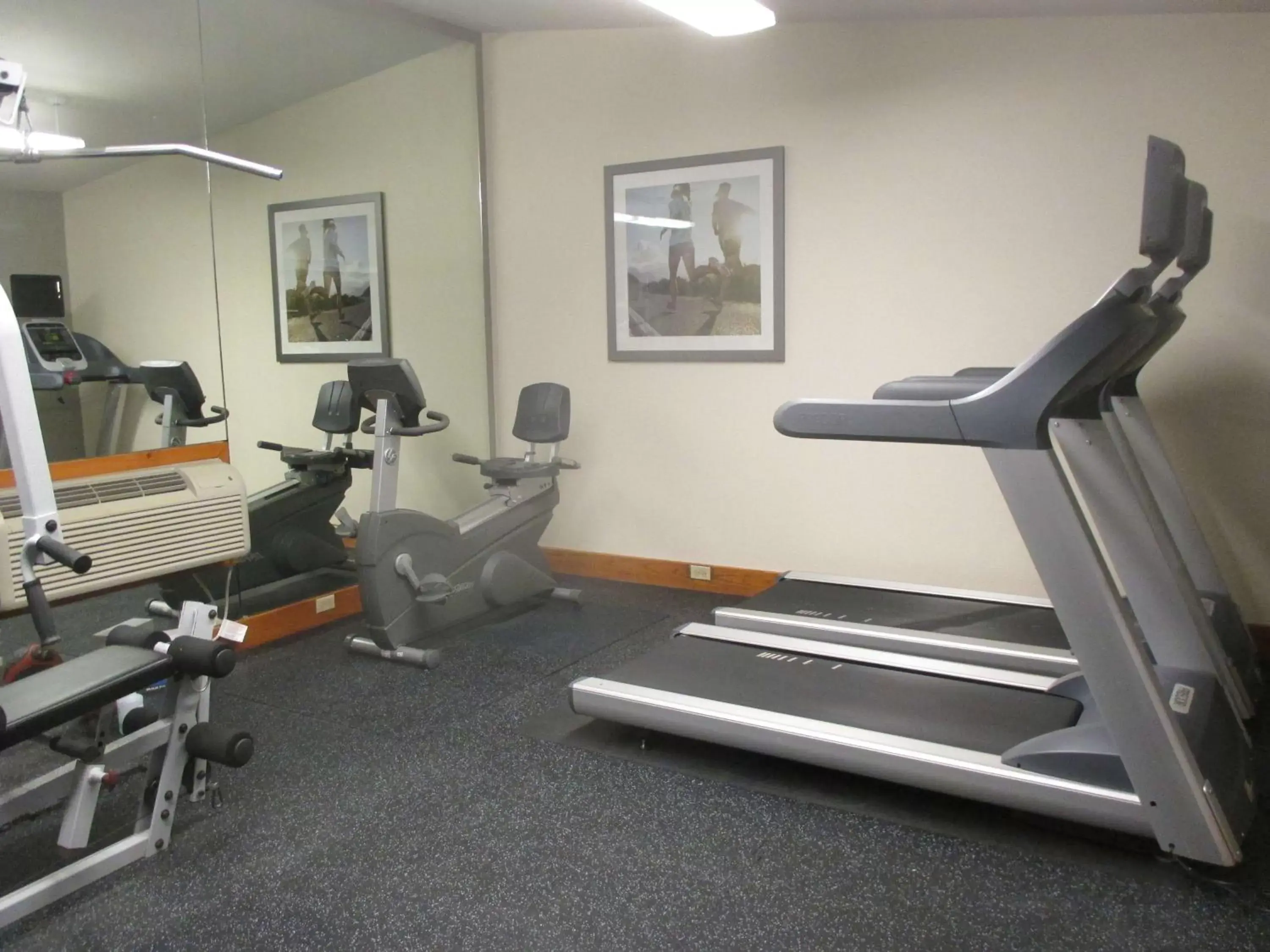 Fitness centre/facilities in Best Western Benton Harbor – St. Joseph Fitness centre/facilities in Best Western Benton Harbor – St. Joseph