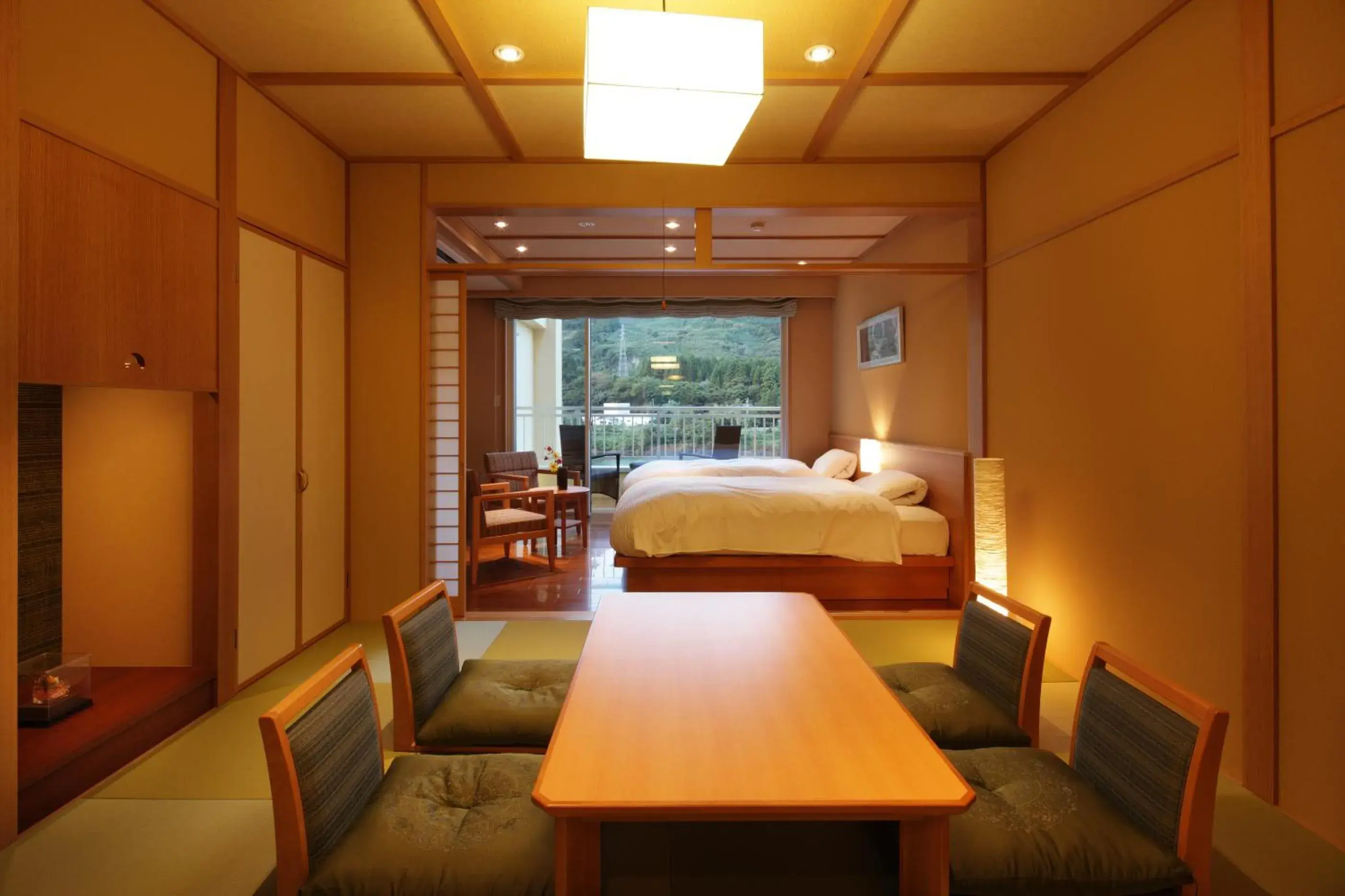 Photo of the whole room, Bed in Satorikan