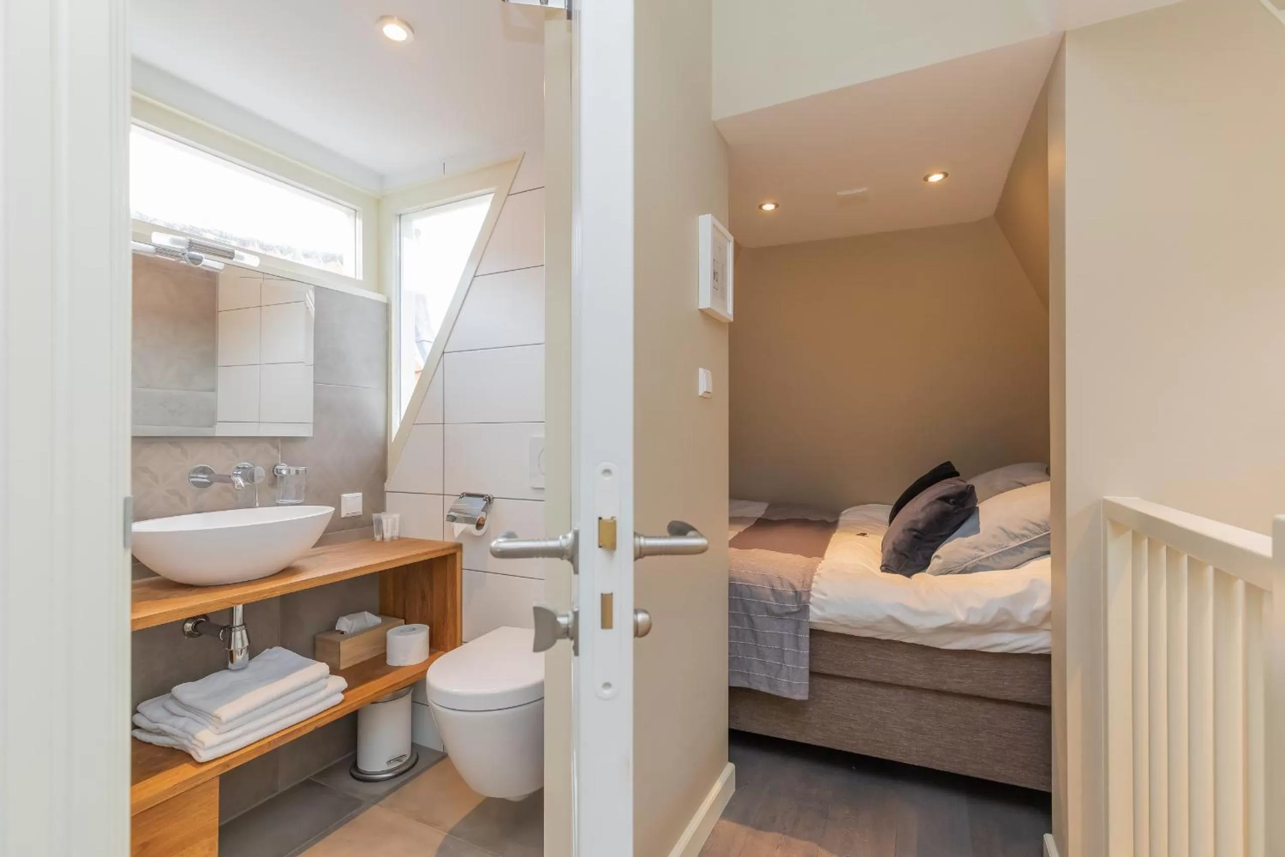 Bed in ExLibris Boutique Hotel