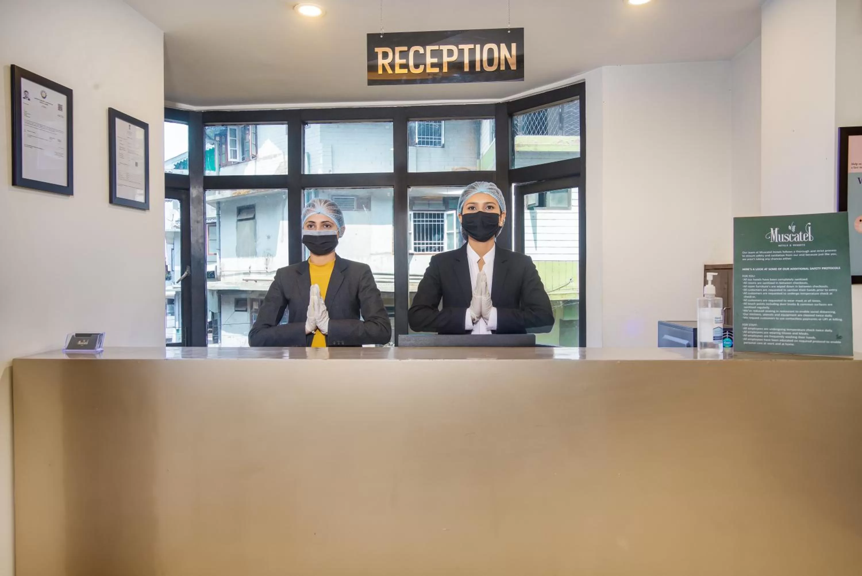 Lobby or reception in Muscatel Yavachi - 400 Mts from MG Marg