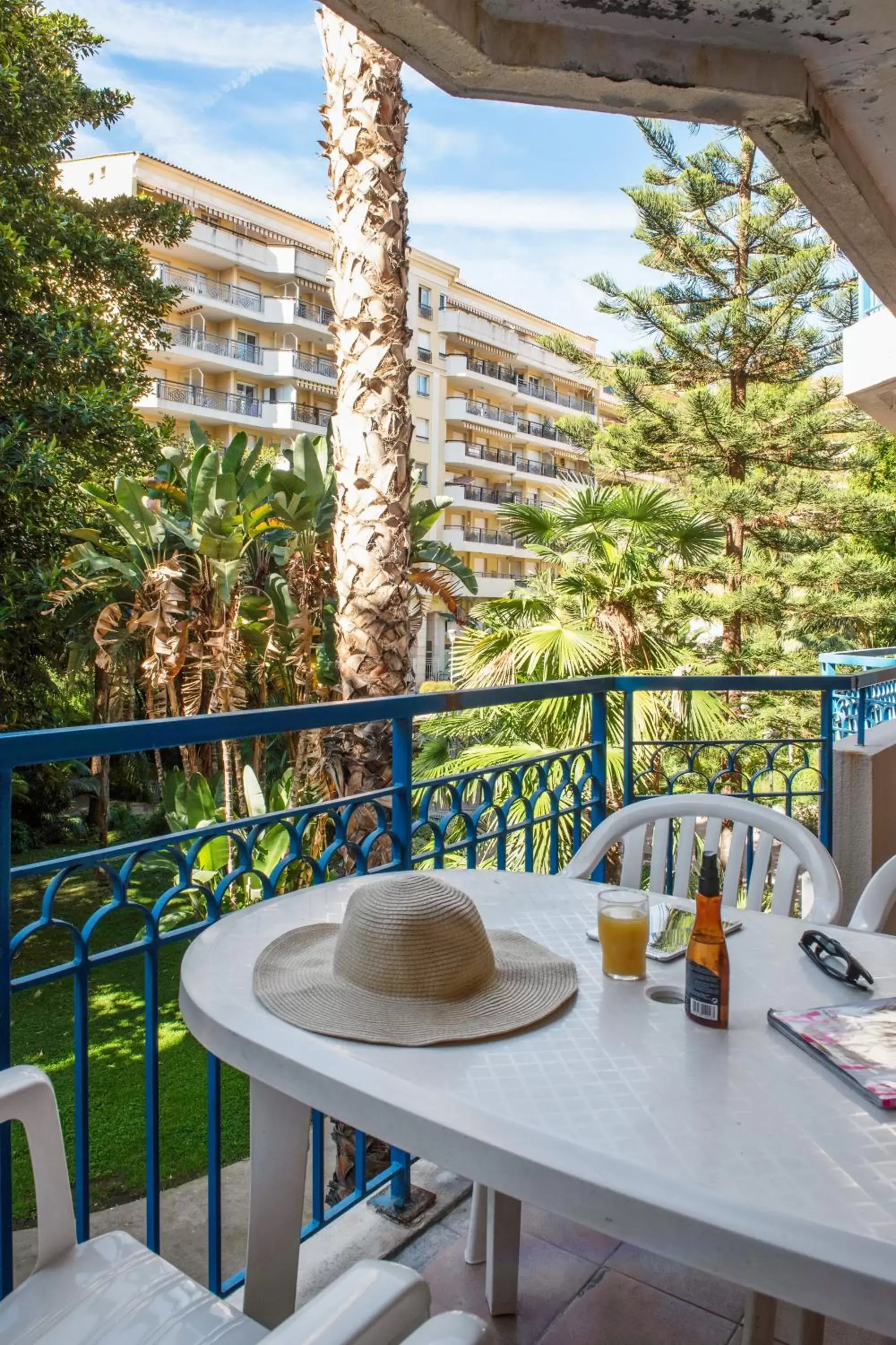 Patio, Balcony/Terrace in Résidence Pierre & Vacances Les Rivages Du Parc