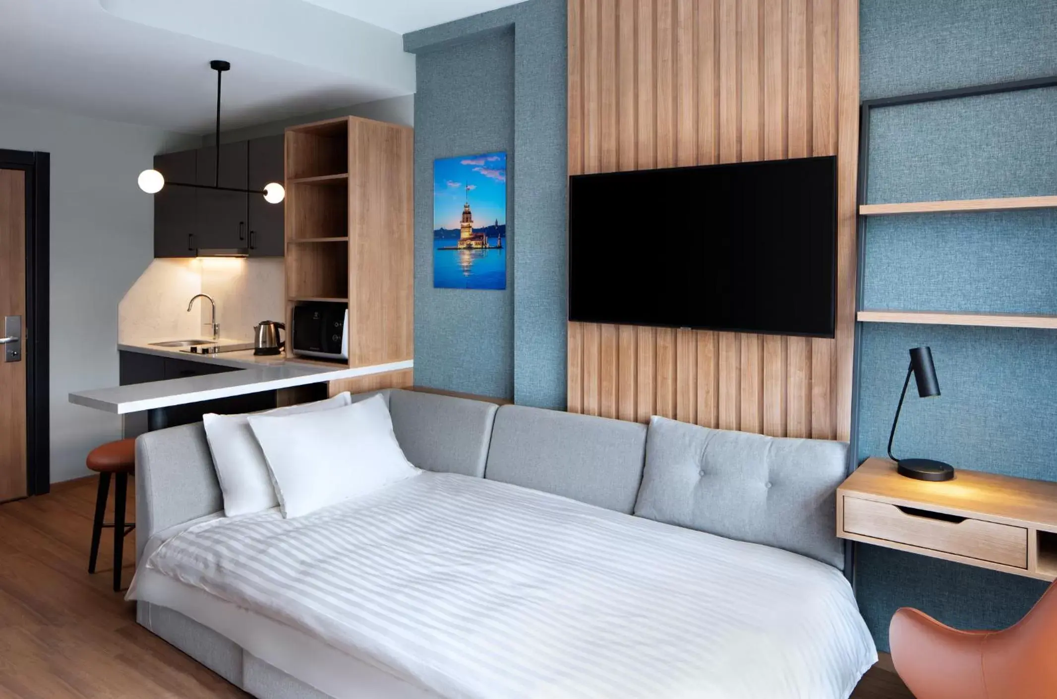 Living room, Bed in Residence Inn by Marriott Istanbul Atasehir