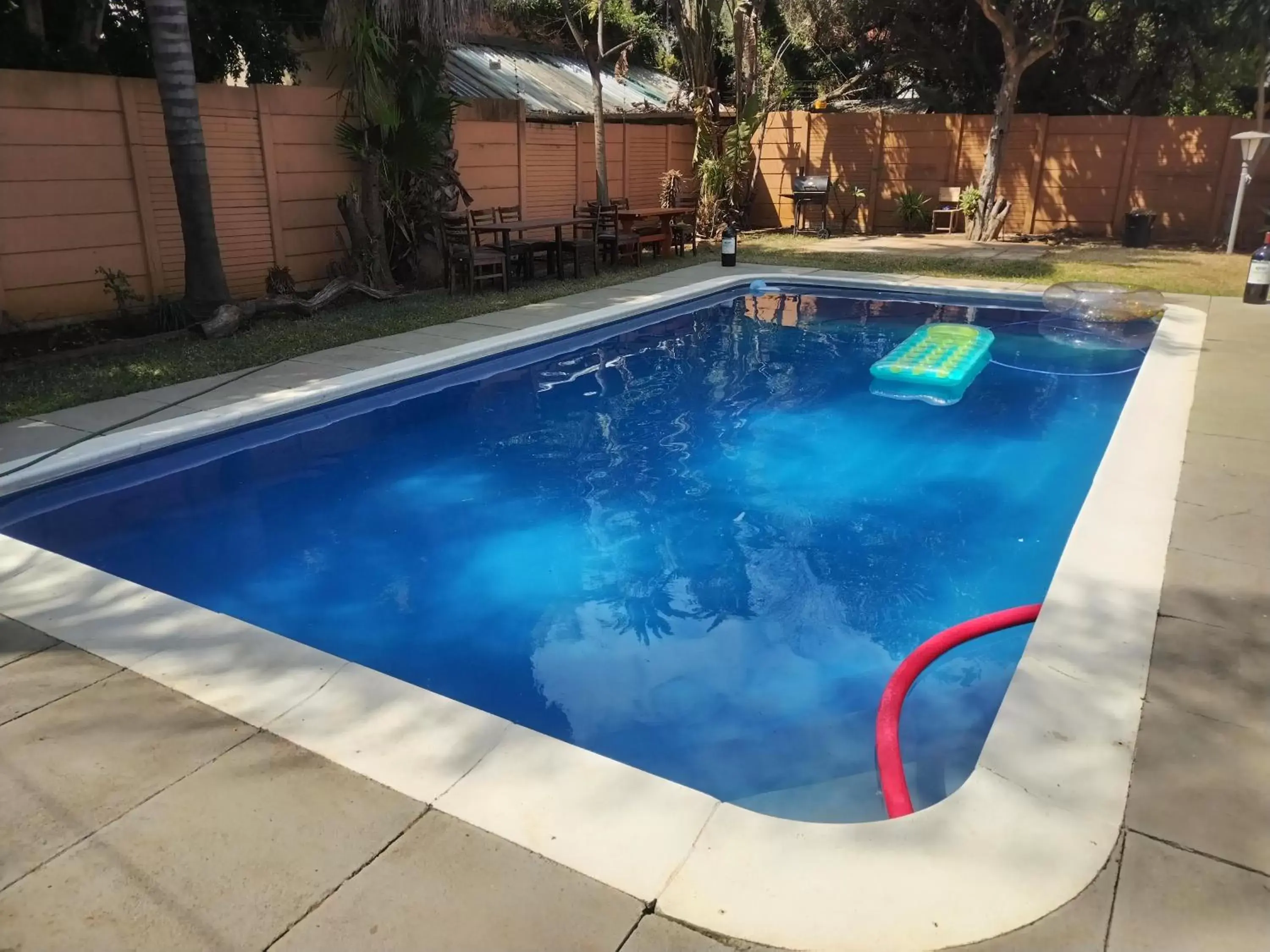 Swimming pool in 54 Brecher Swimming pool in 54 Brecher