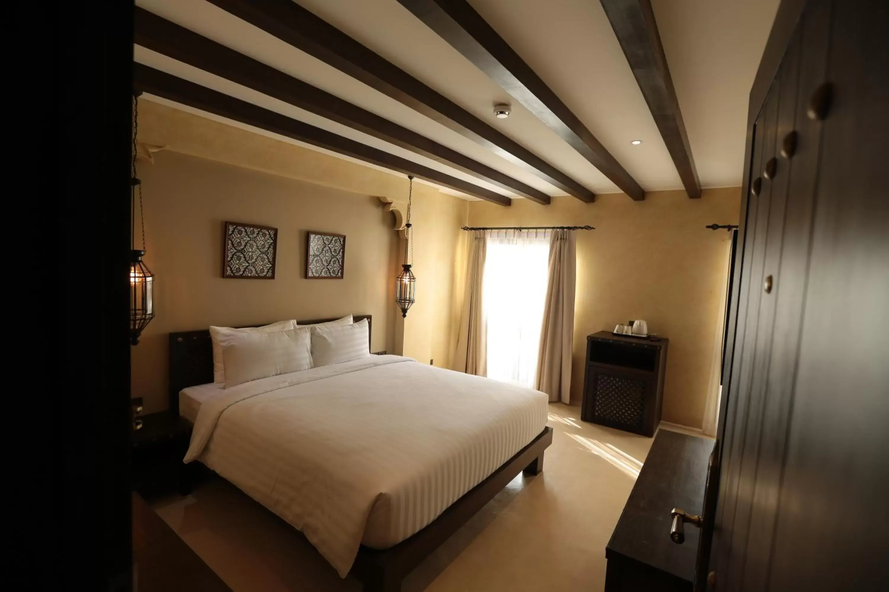 Bedroom, Bed in Dewan Bangkok - SHA Certified