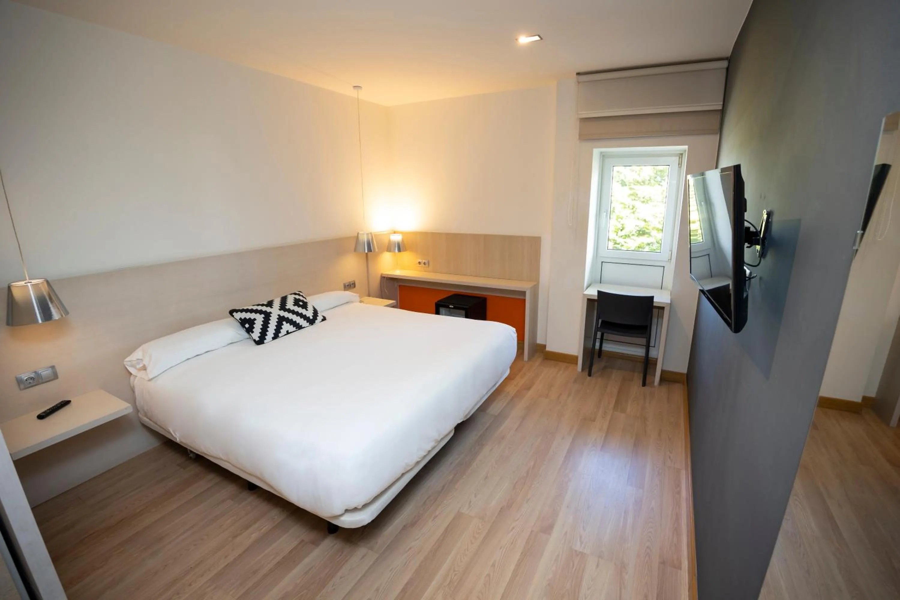 Photo of the whole room, Bed in Hotel Restaurante Cadosa