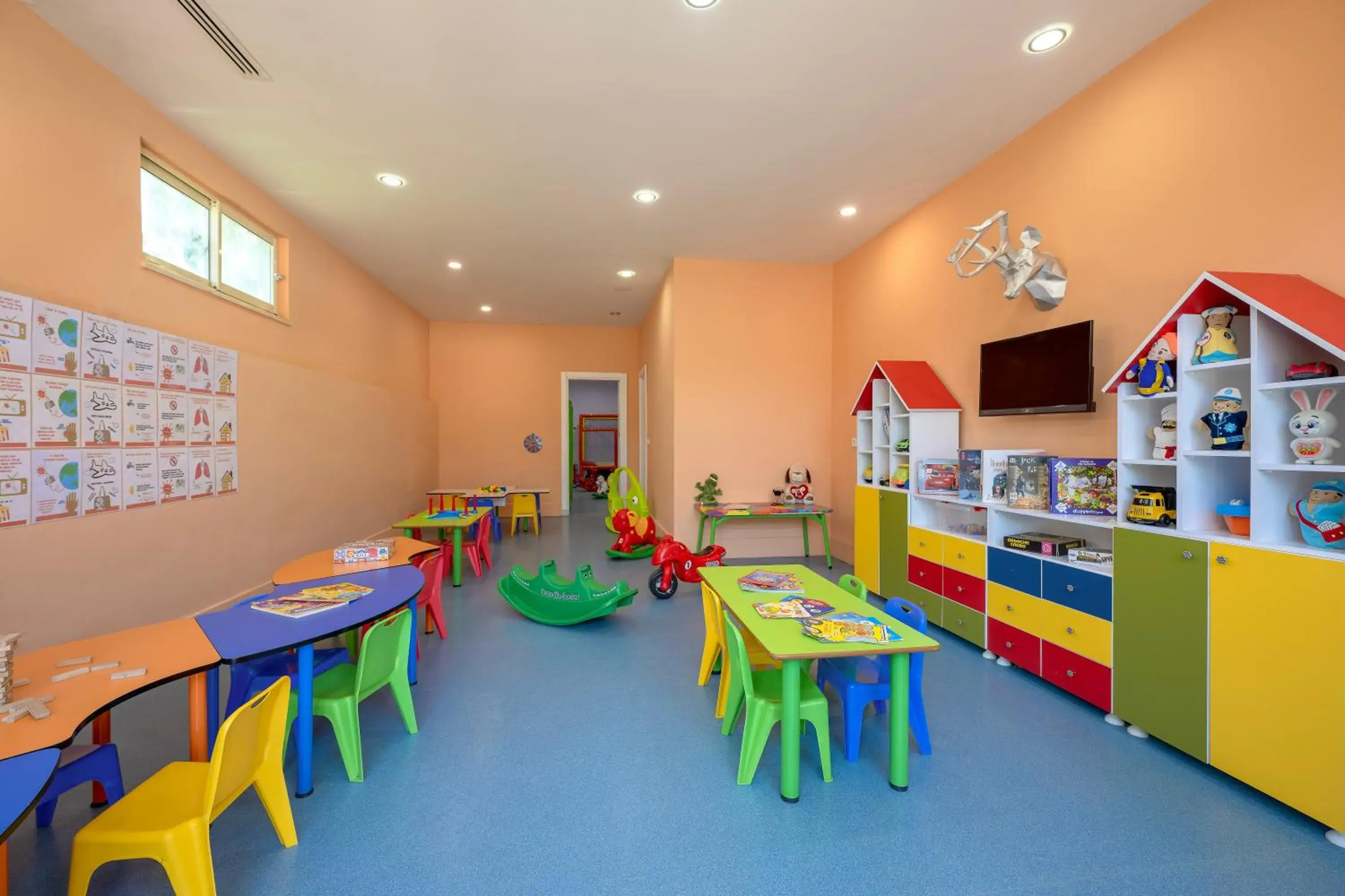 Kids's club, Kid's Club in L'Oceanica Beach Resort