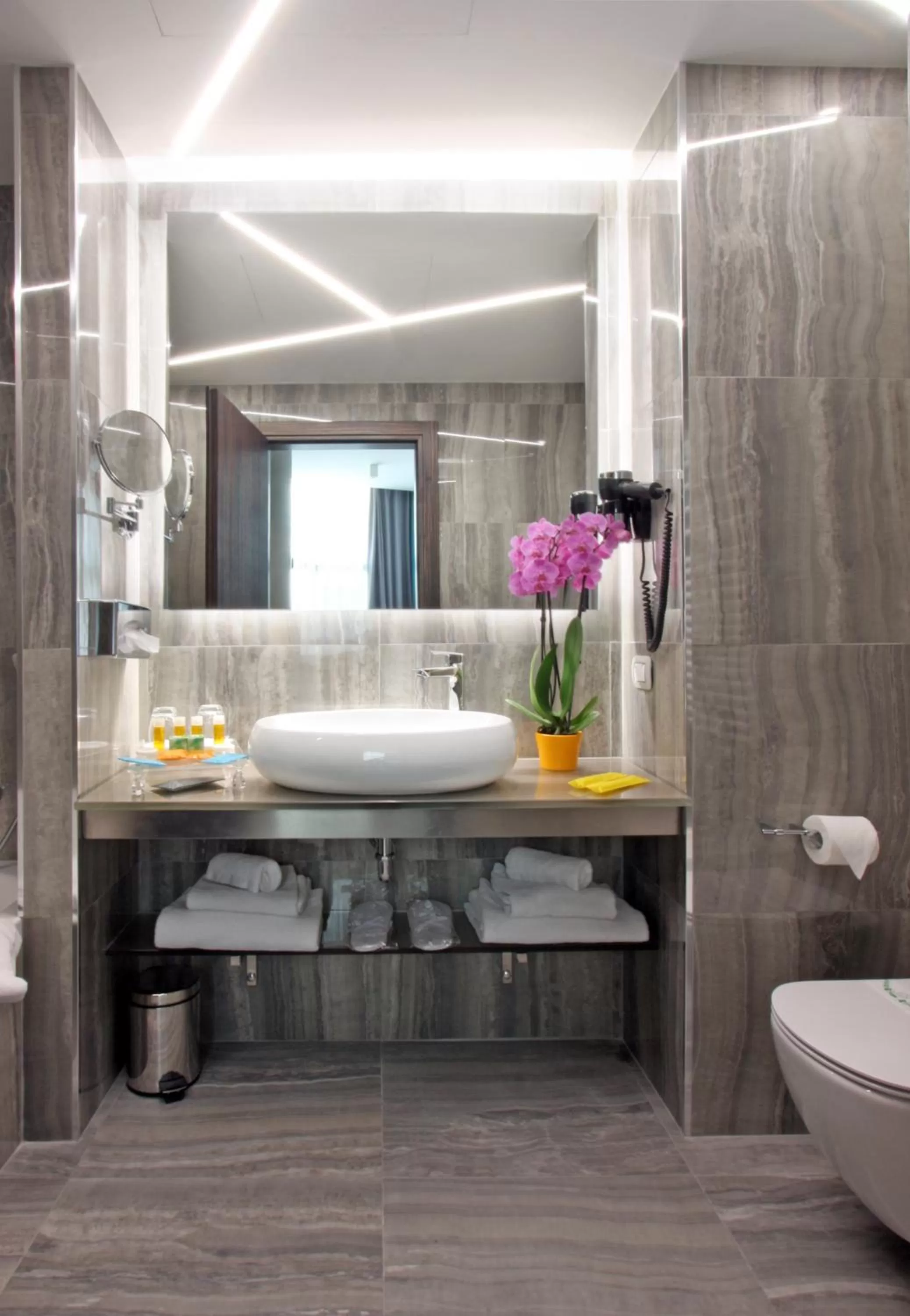 Toilet in The Hive Hotel