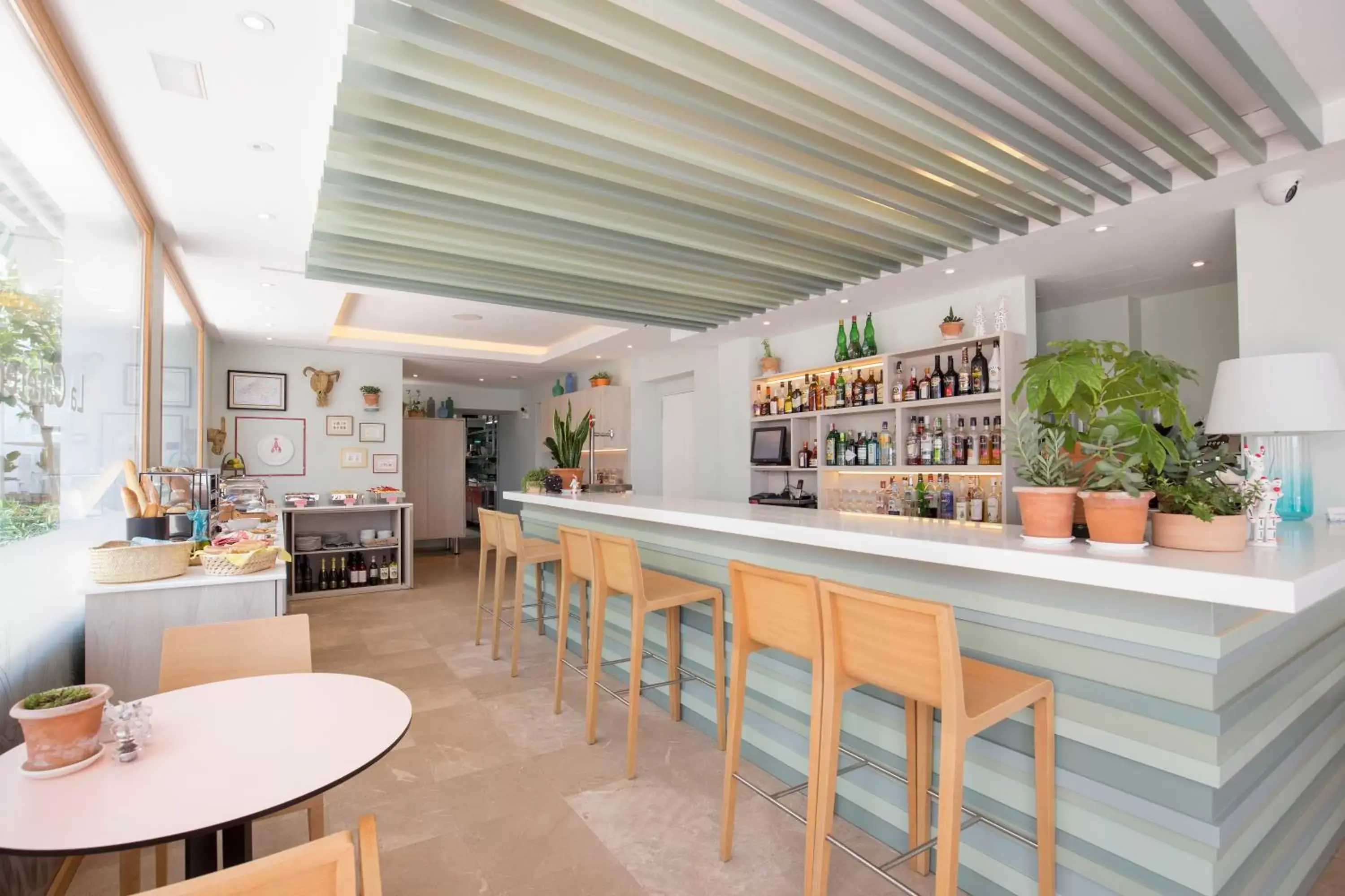 Restaurant/places to eat, Lounge/Bar in La Goleta Hotel de Mar - Adults Only