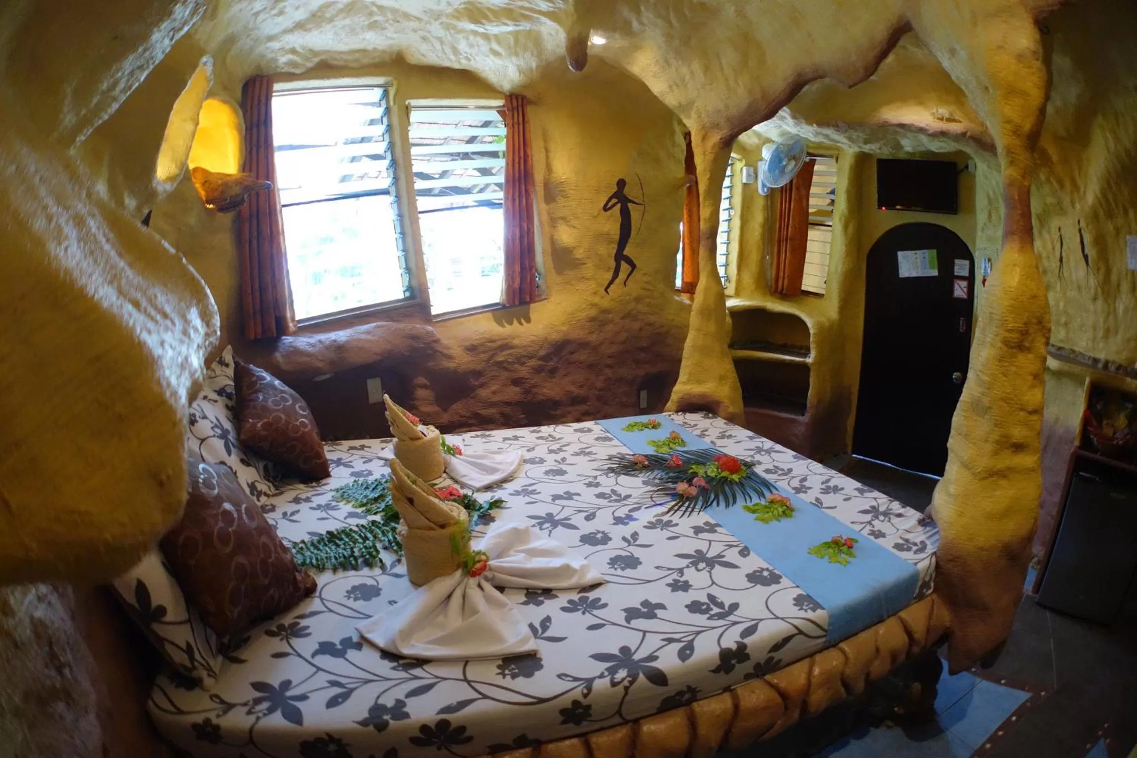 Photo of the whole room in Takatuka Beach Resort