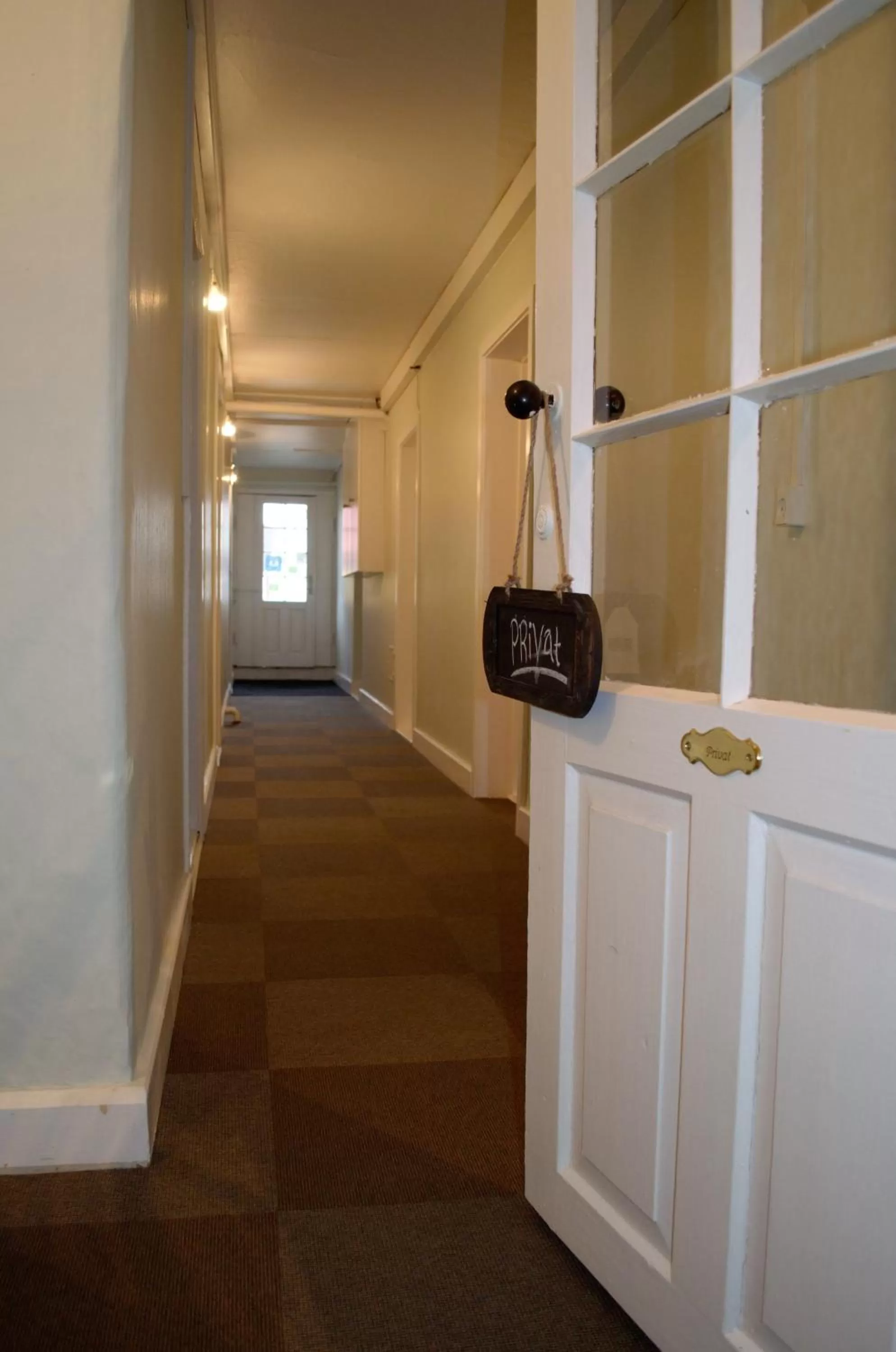 Living room, Bathroom in Ny Kirstineberg Gods Bed & Breakfast