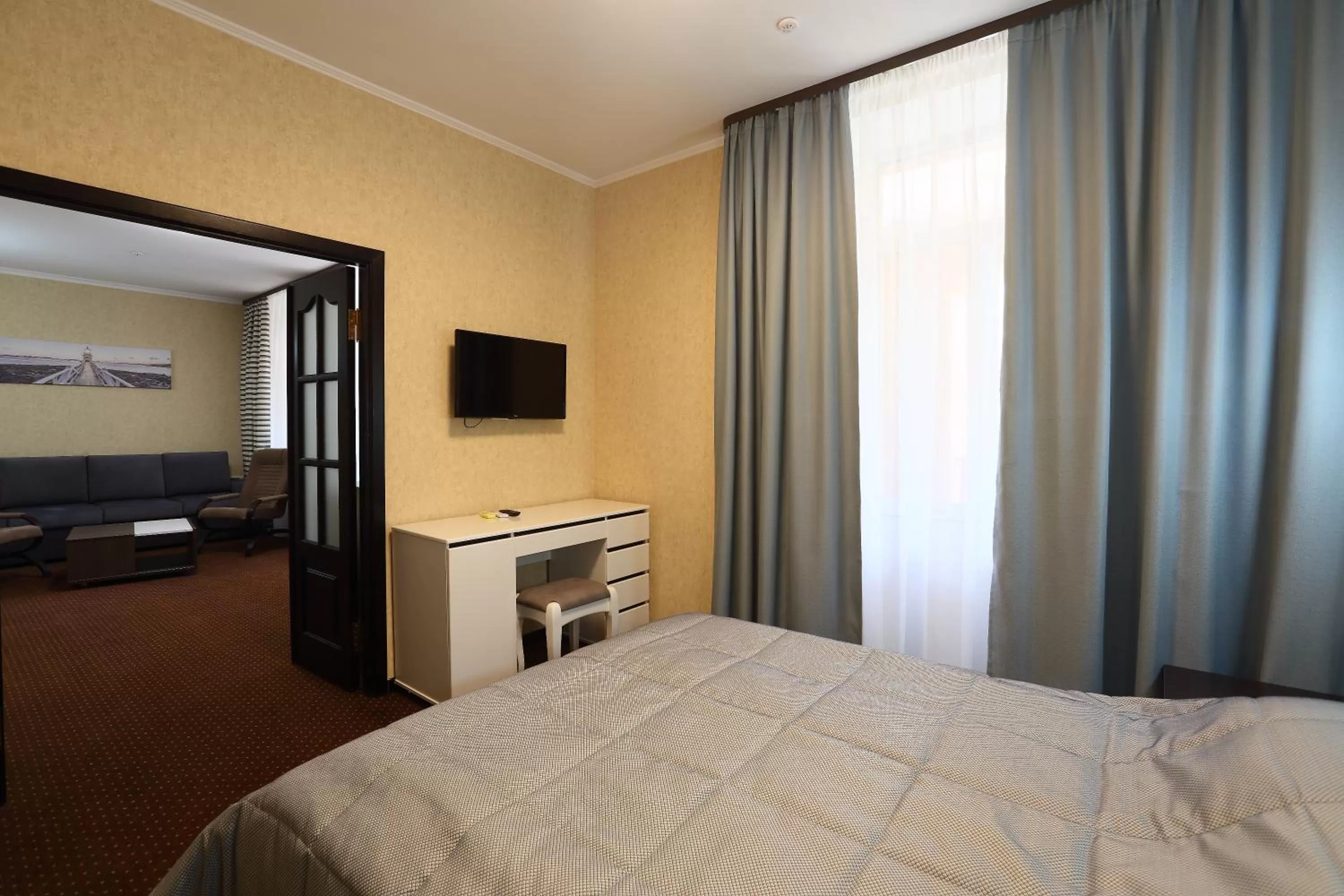 Bedroom, Bed in Oberig Hotel