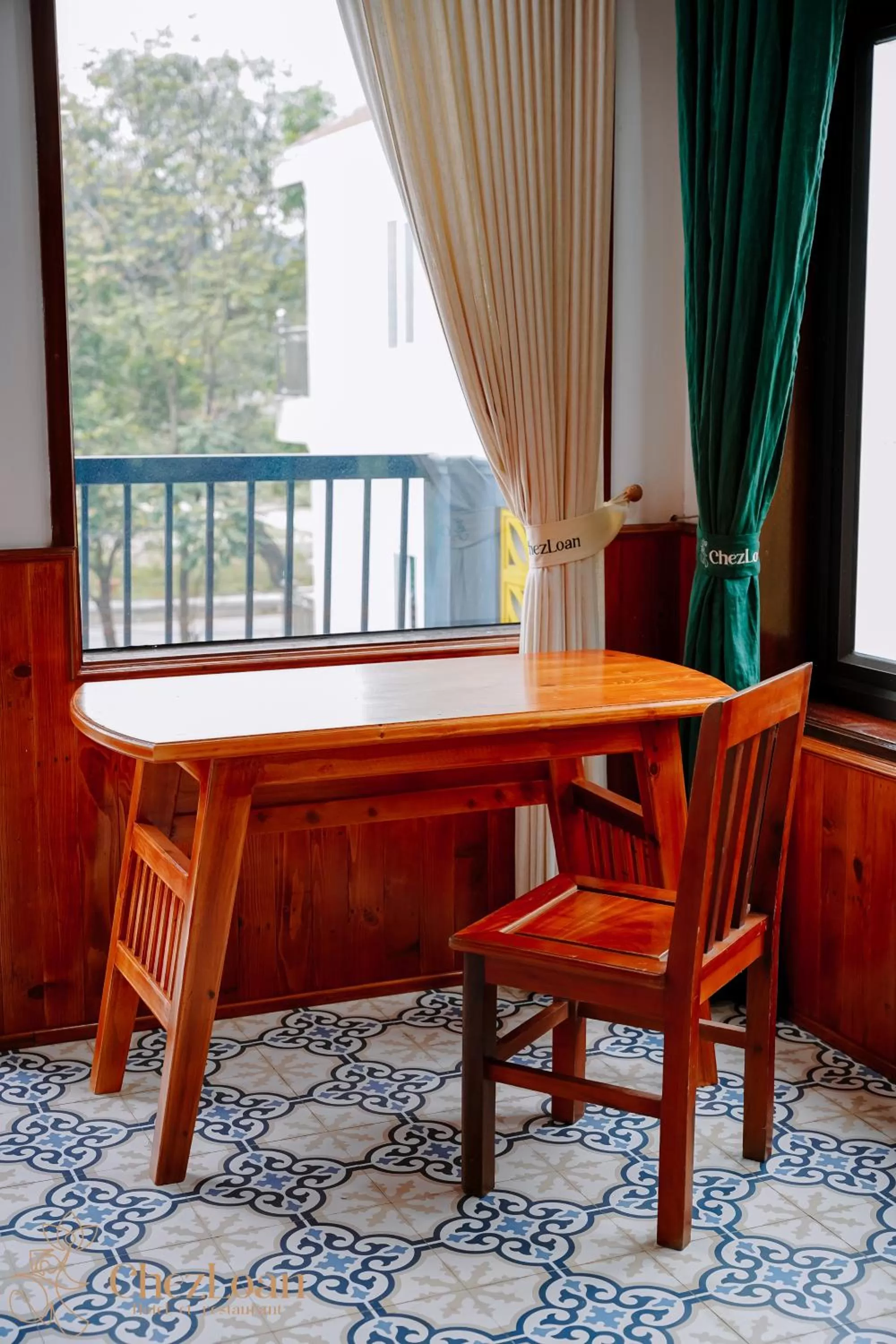 Seating area in Chez Loan Hotel