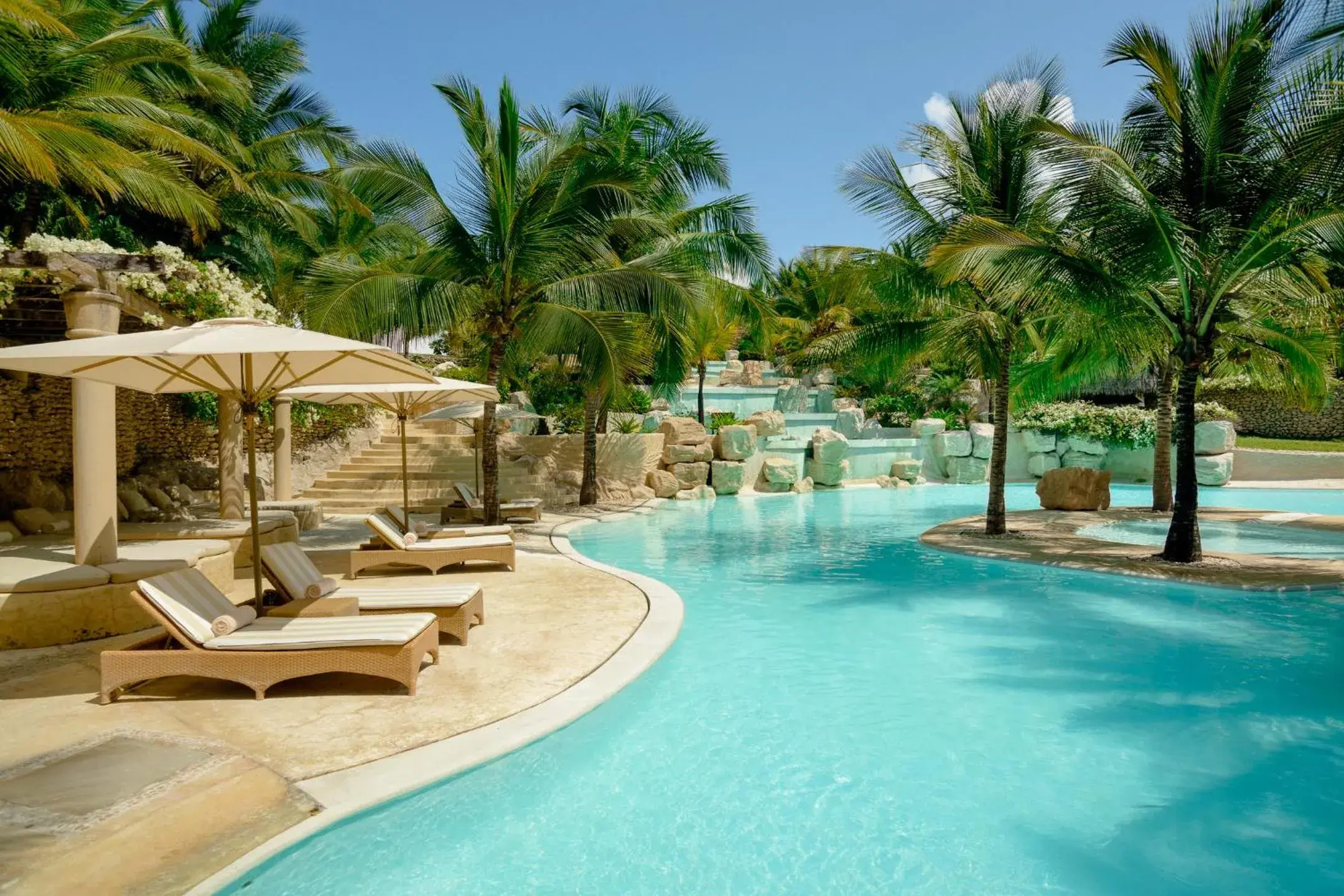 Pool view, Swimming Pool in Swahili Beach