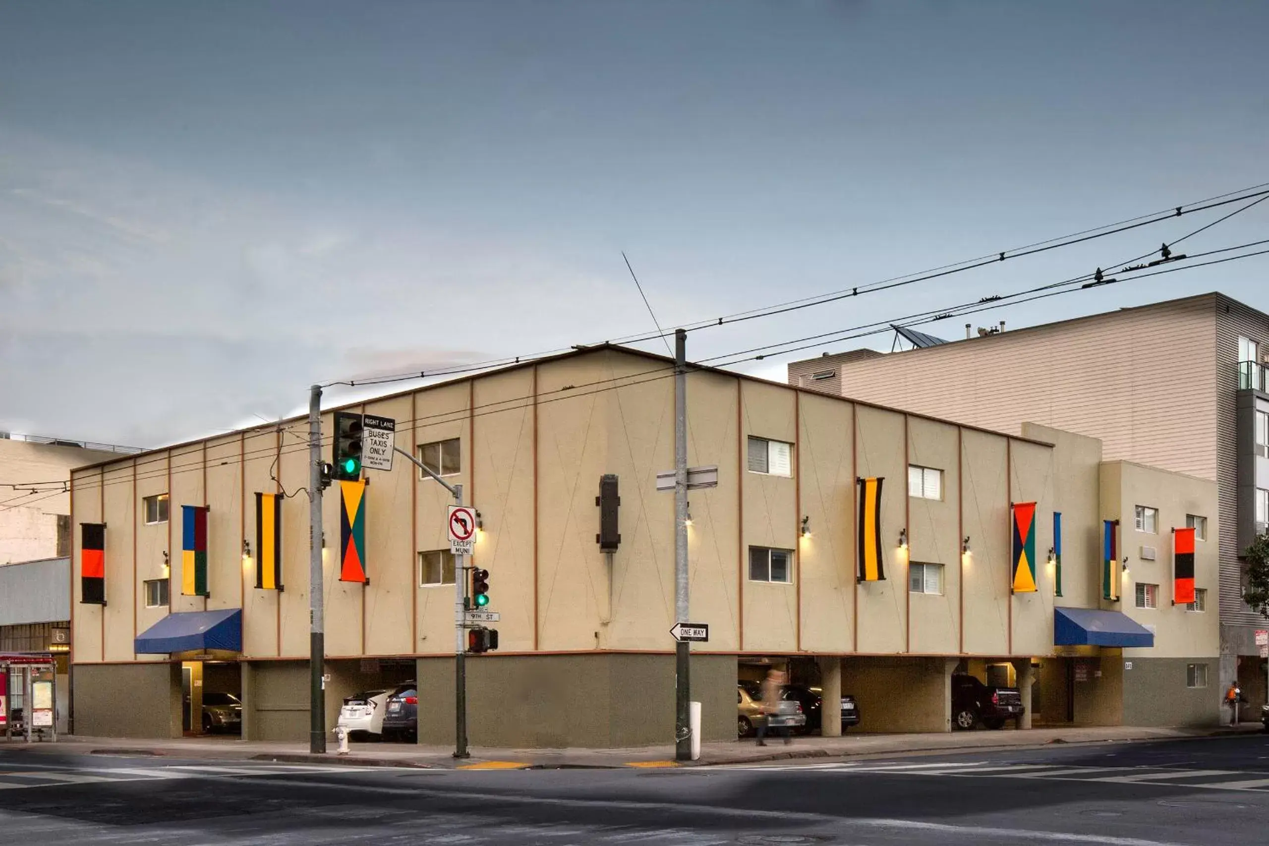 Facade/entrance, Property Building in SOMA Park Inn