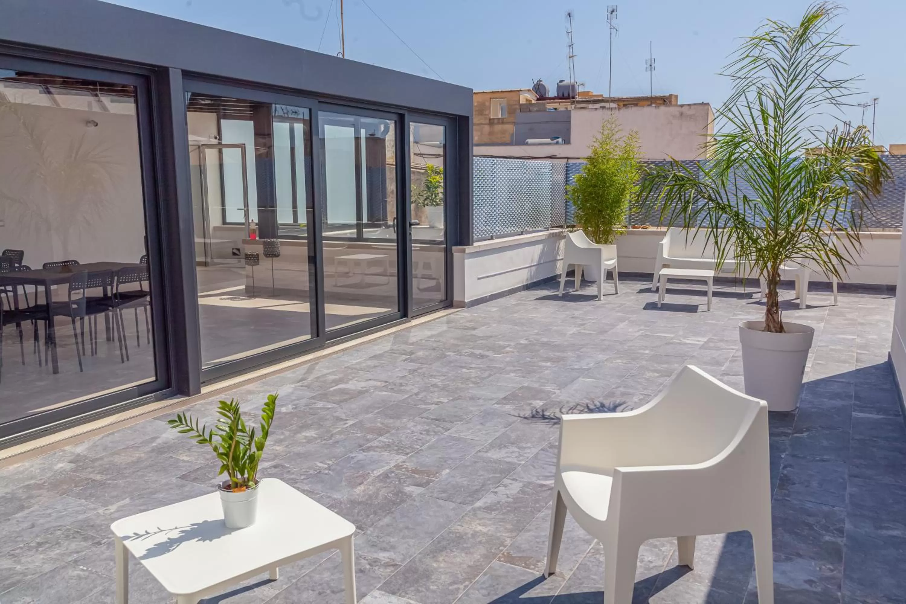 Balcony/Terrace in Isgrò Rooms