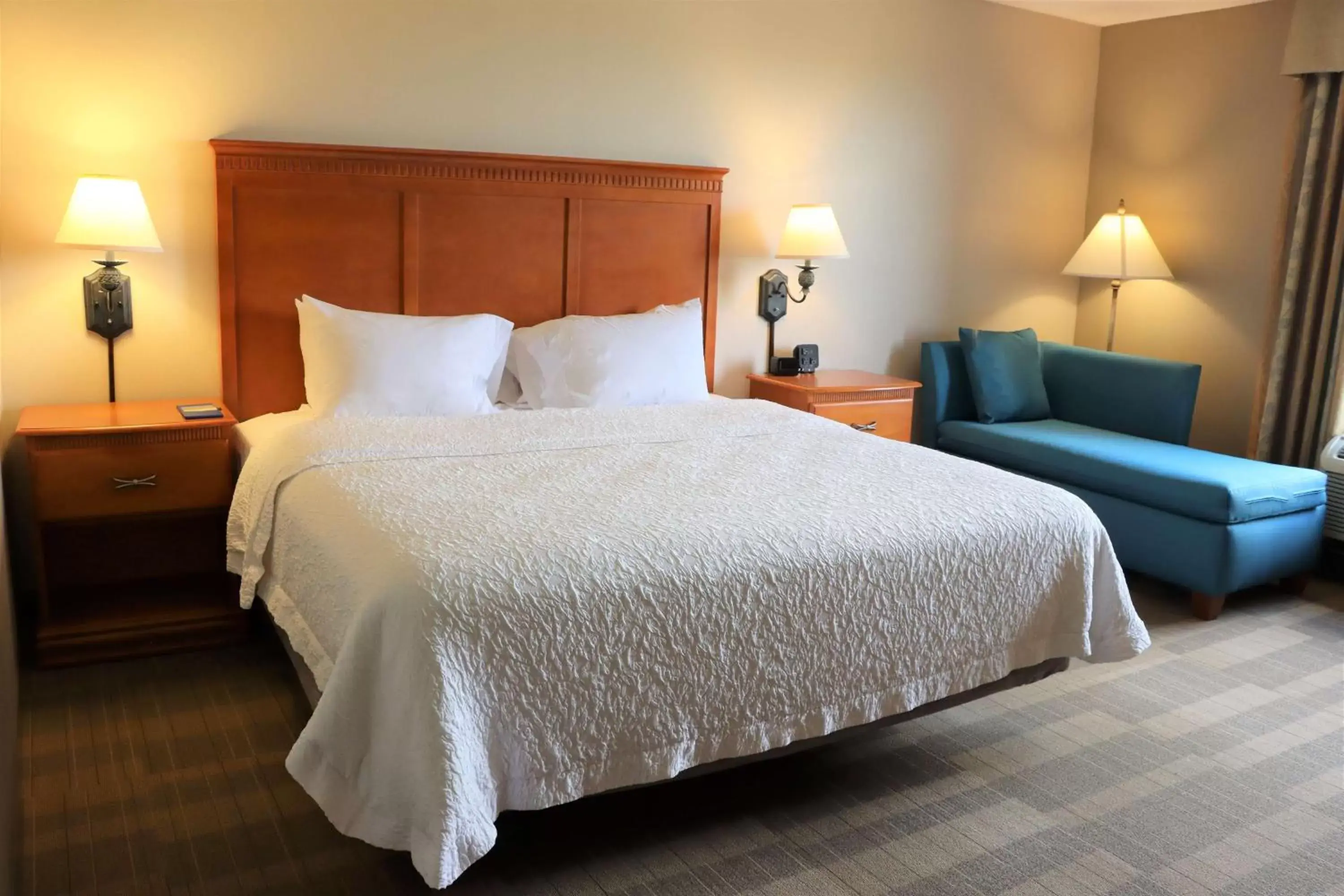 Bed in Hampton Inn & Suites Thibodaux