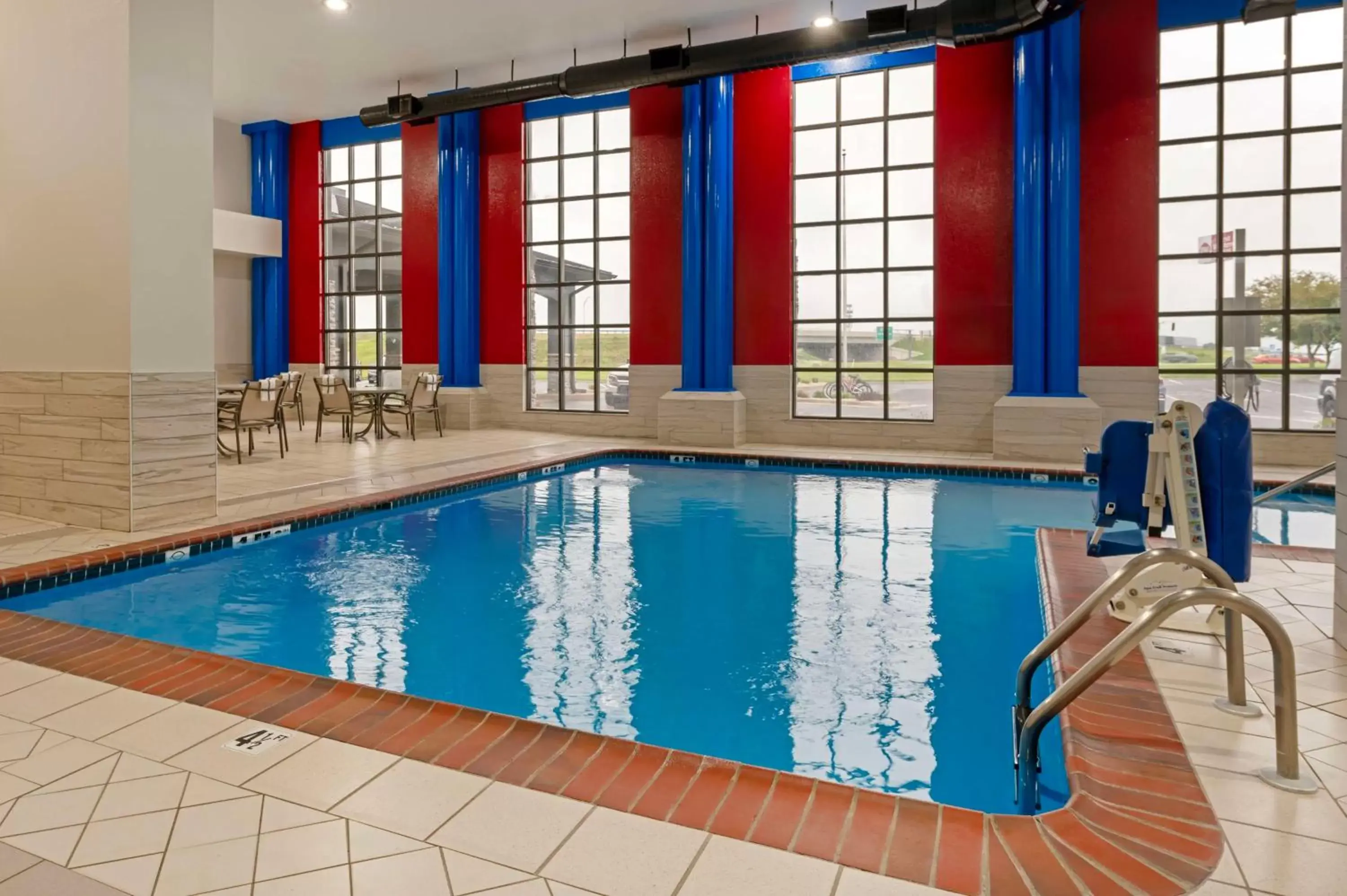 Pool view, Swimming Pool in Best Western Plus Greenwood Indy South Inn