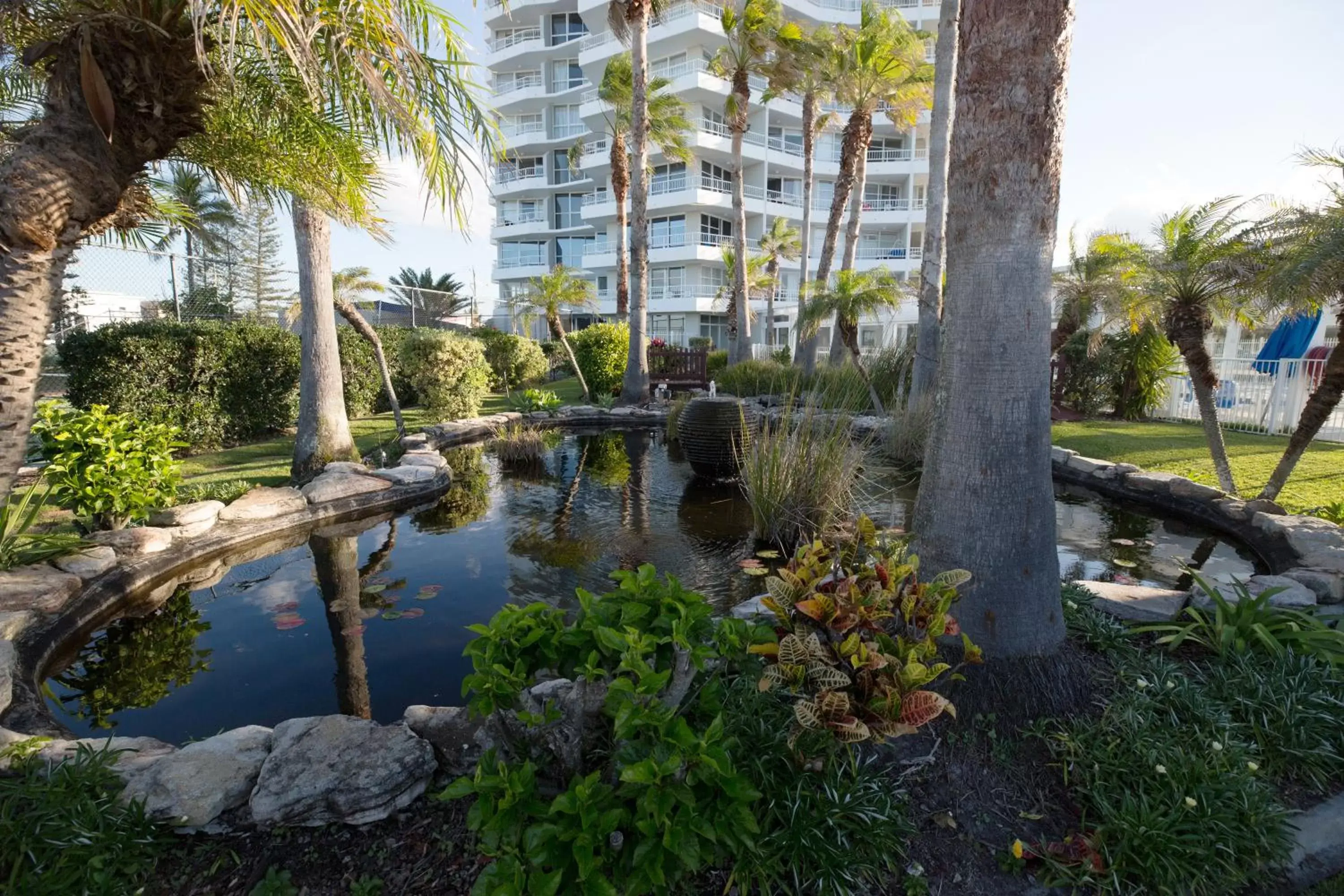 Garden view in 19th Avenue on the Beach