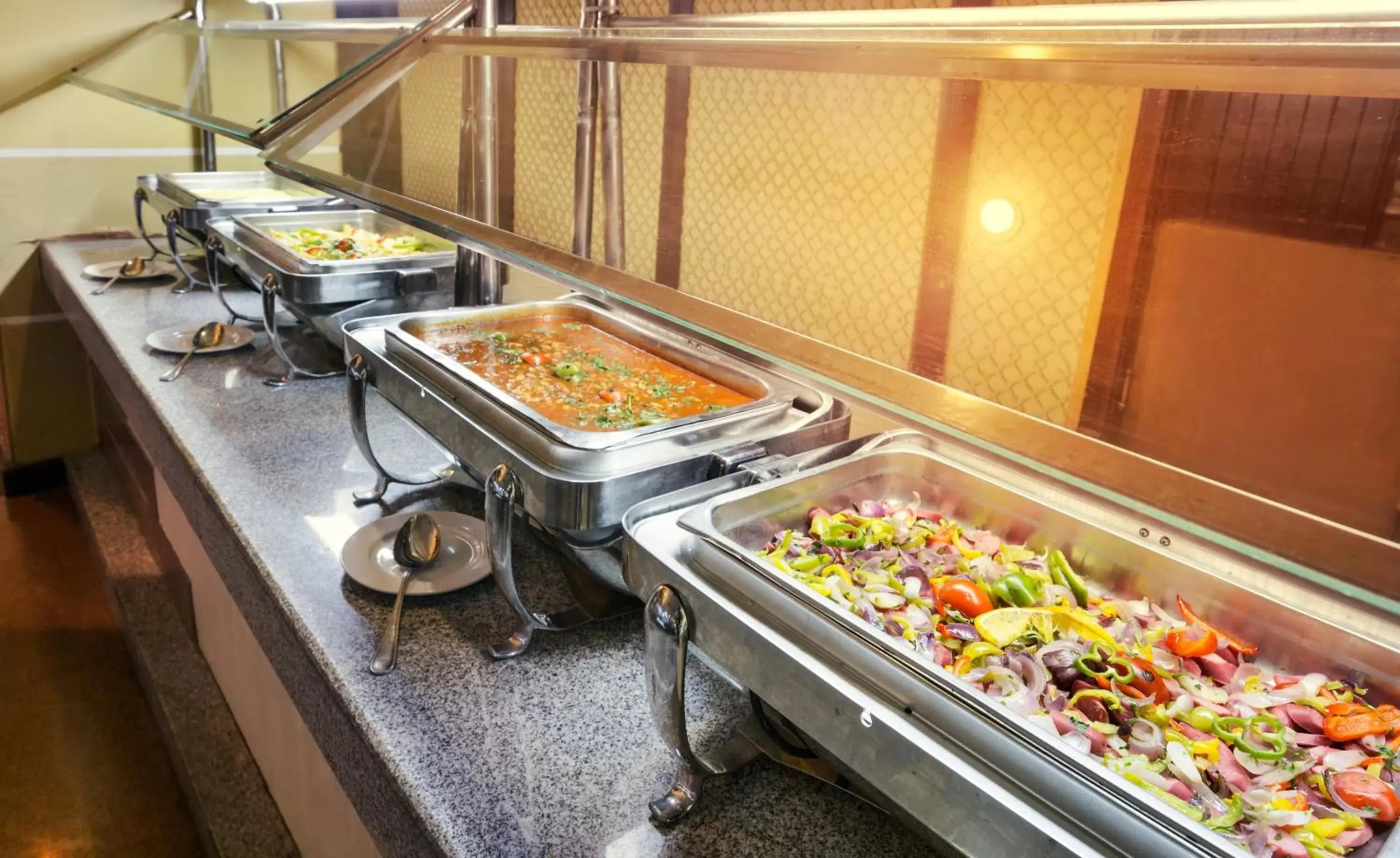 Restaurant/places to eat in Pyramisa Hotel Luxor Restaurant/places to eat in Pyramisa Hotel Luxor