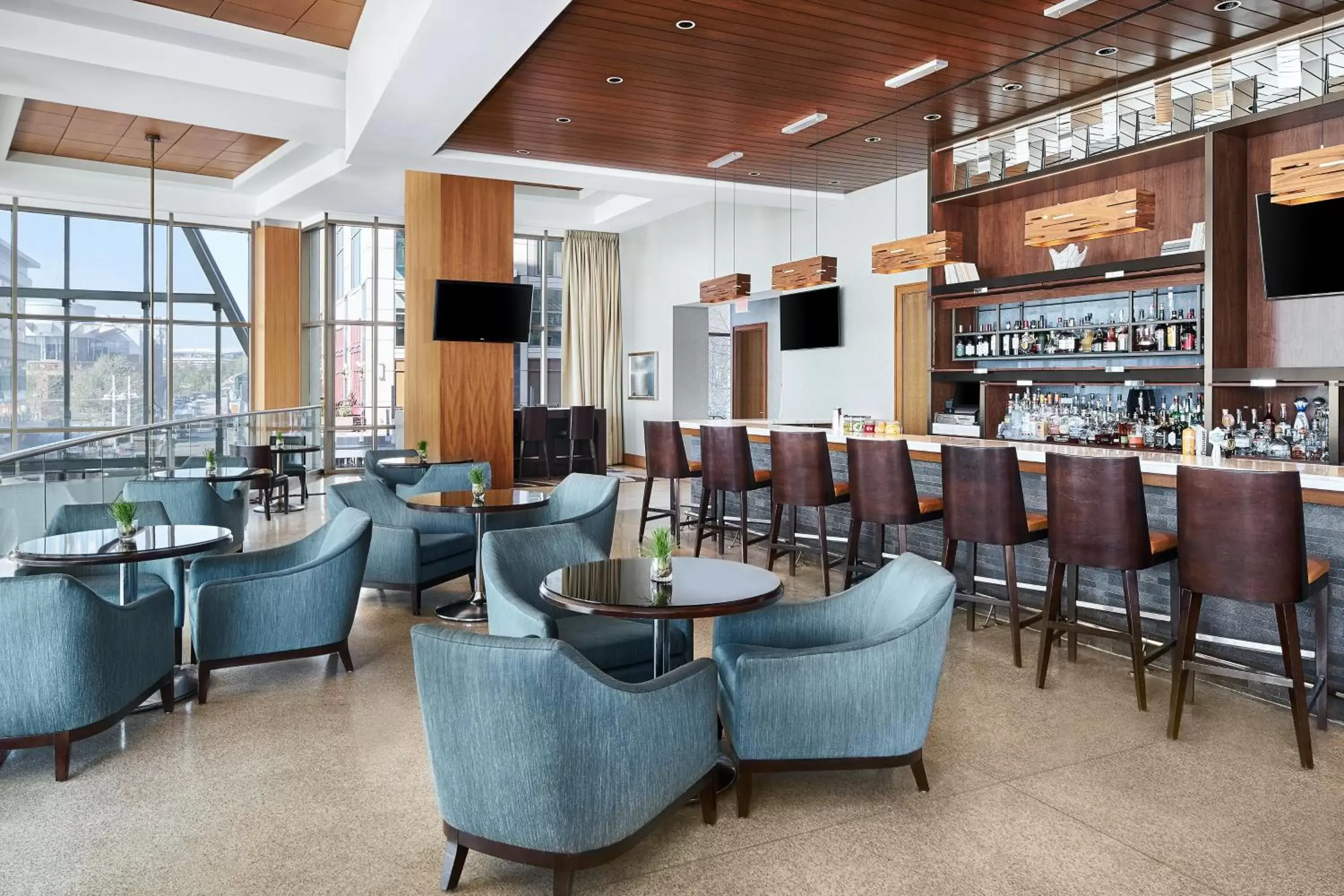 Lobby or reception, Lounge/Bar in The Westin Washington National Harbor