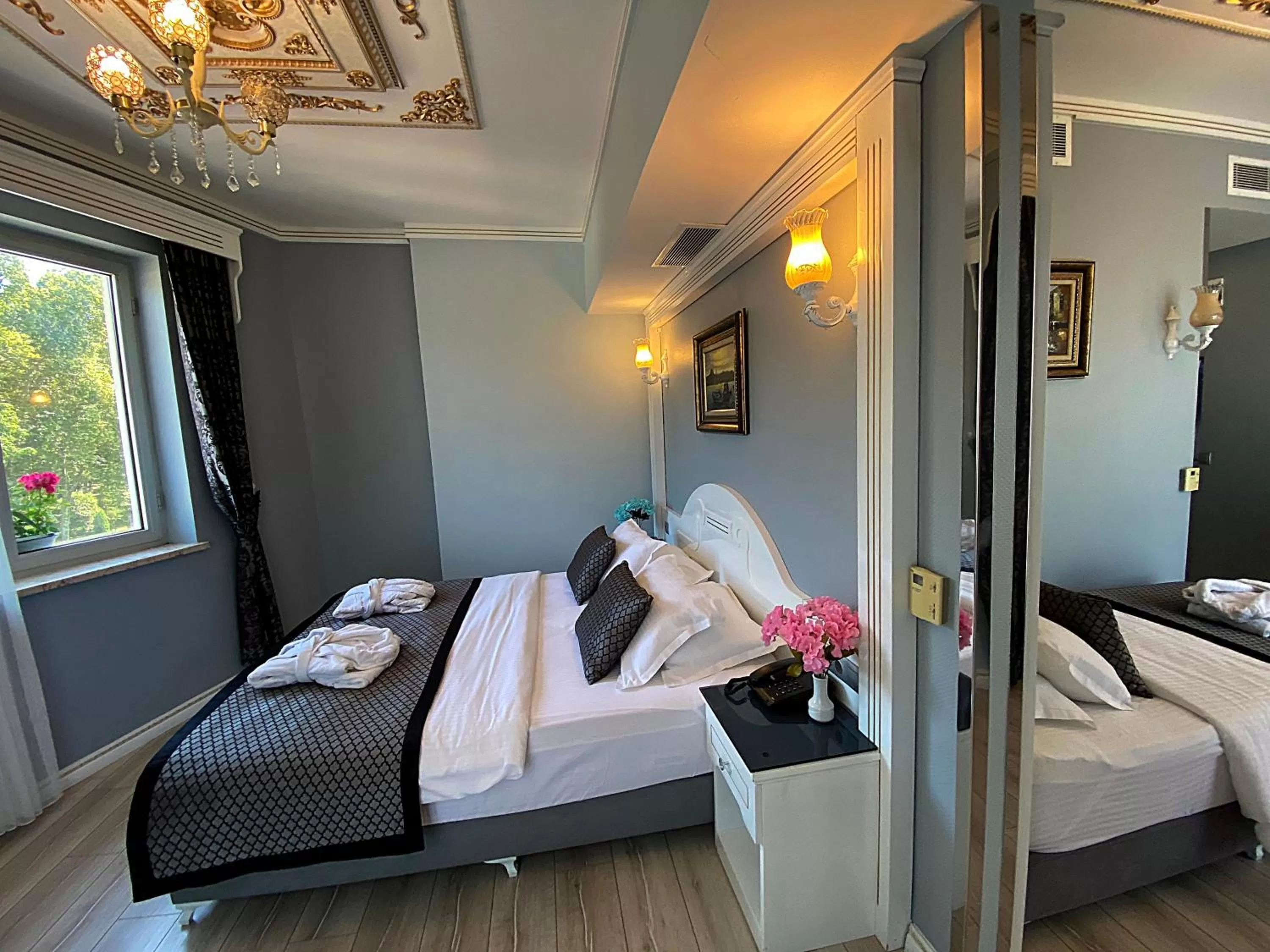 Bed in Gülhanepark Hotel & Spa