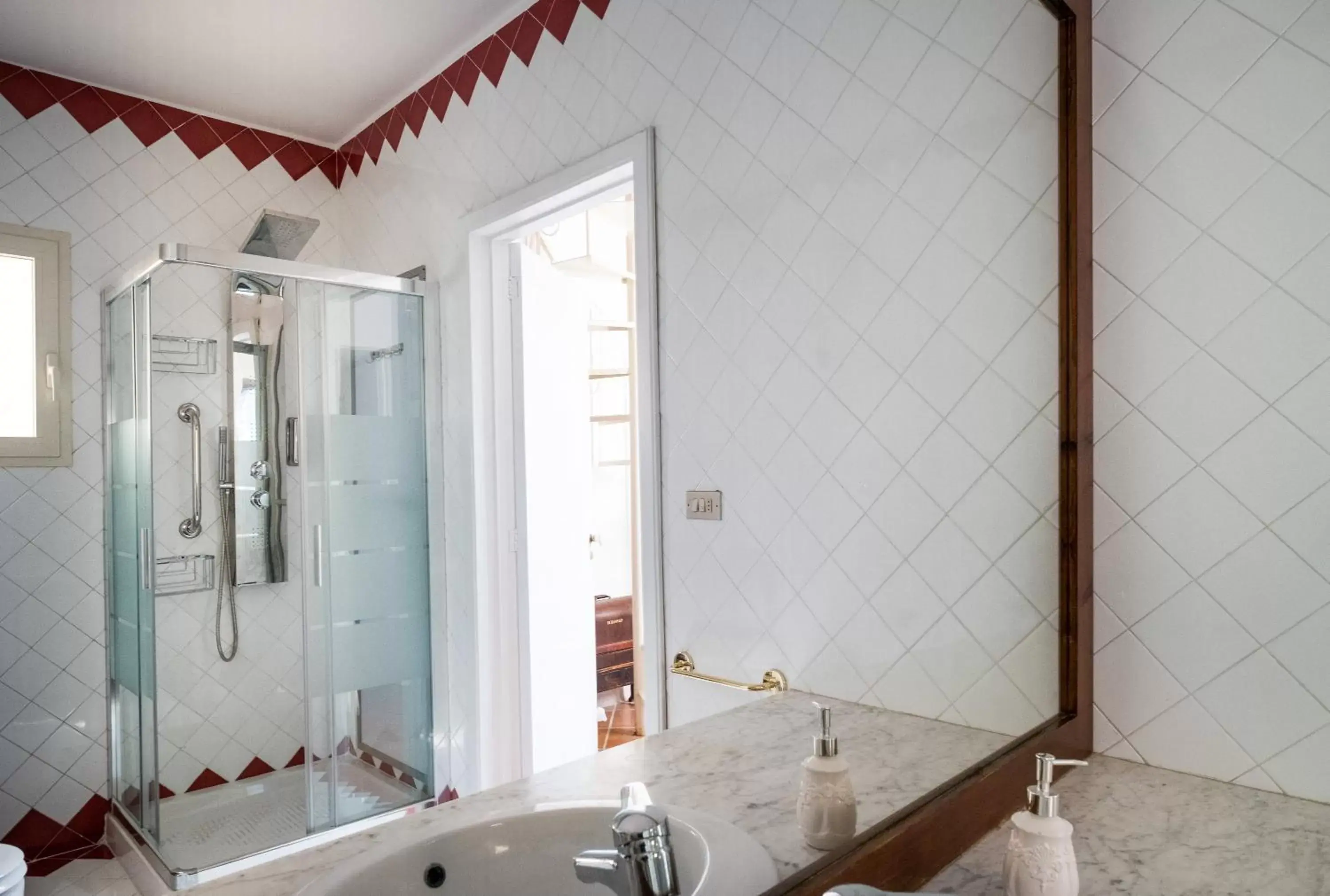 Shower, Bathroom in Palazzo Bernardini Suites