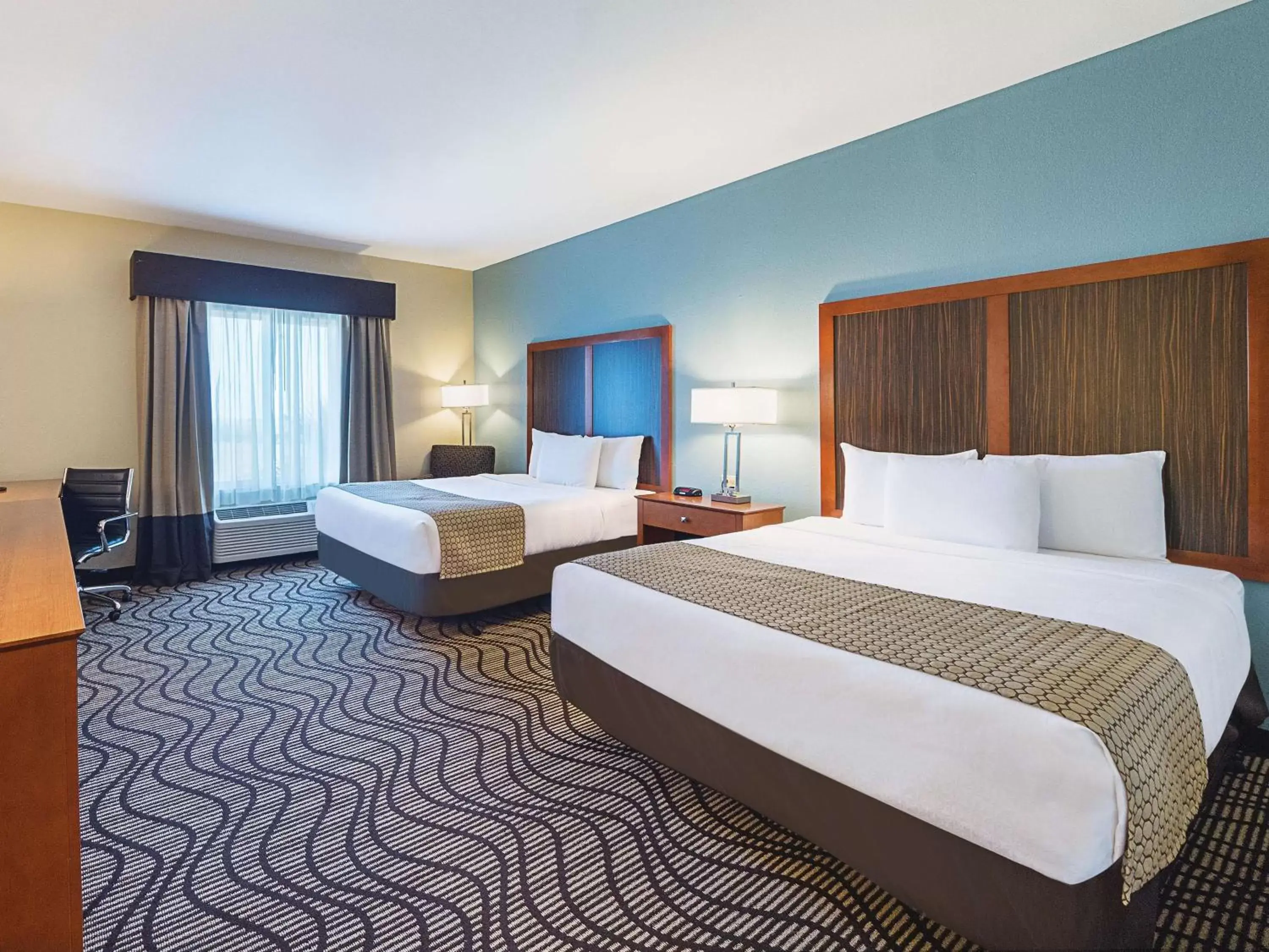 Queen Room with Two Queen Beds - Non-Smoking in La Quinta by Wyndham Mathis Queen Room with Two Queen Beds - Non-Smoking in La Quinta by Wyndham Mathis