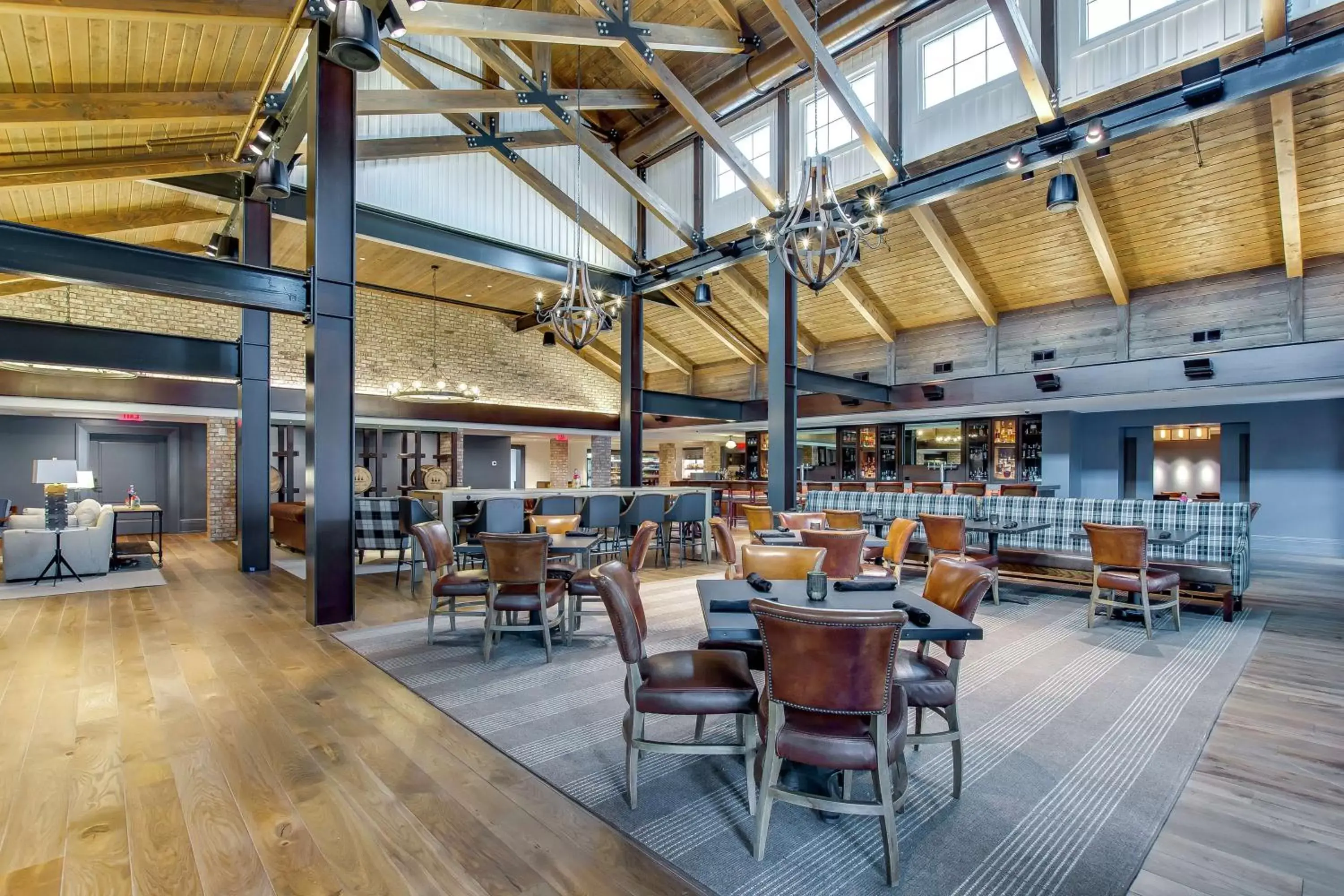 Lounge or bar in The Campbell House Lexington, Curio Collection by Hilton Lounge or bar in The Campbell House Lexington, Curio Collection by Hilton