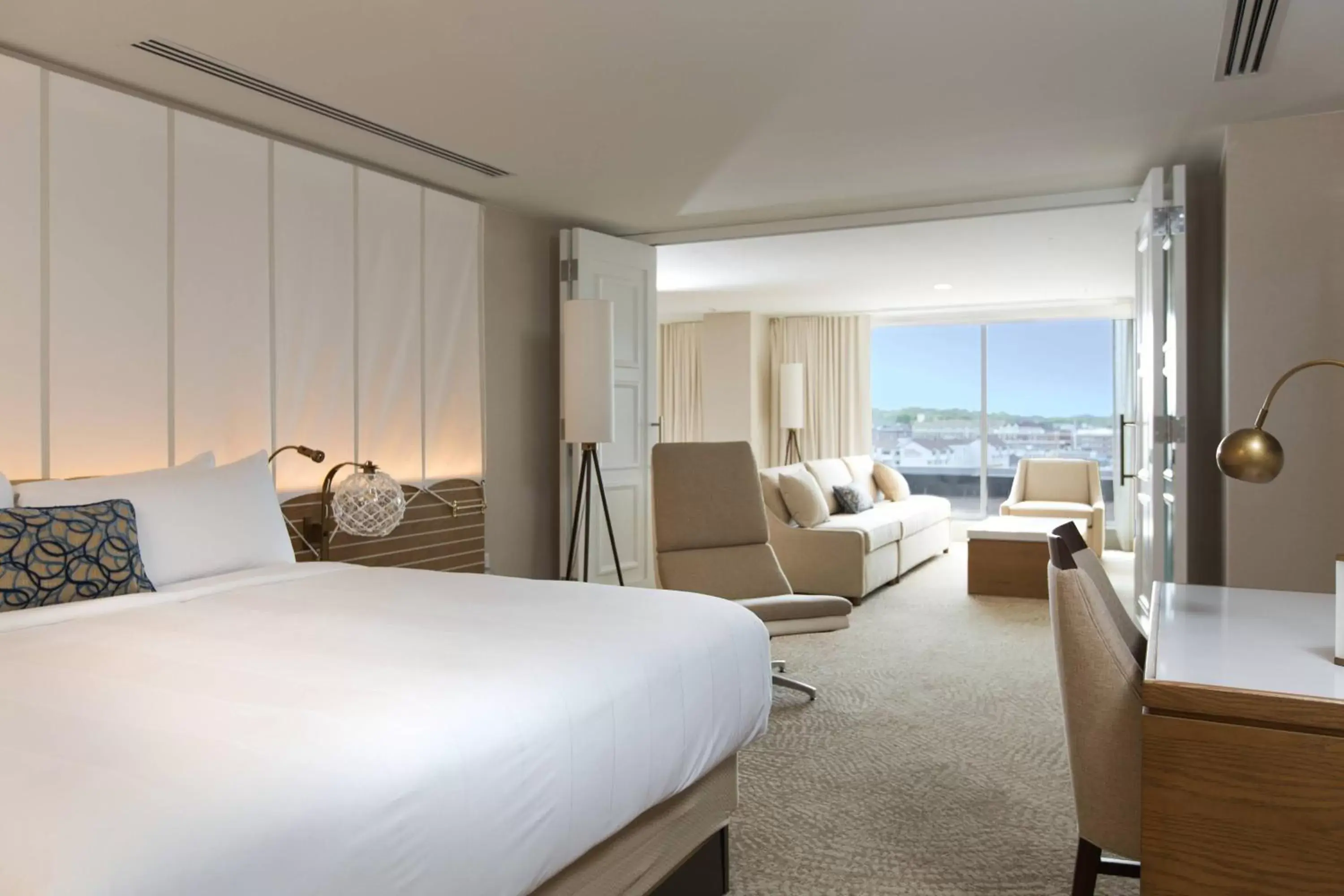 Bedroom in Newport Marriott Hotel & Spa