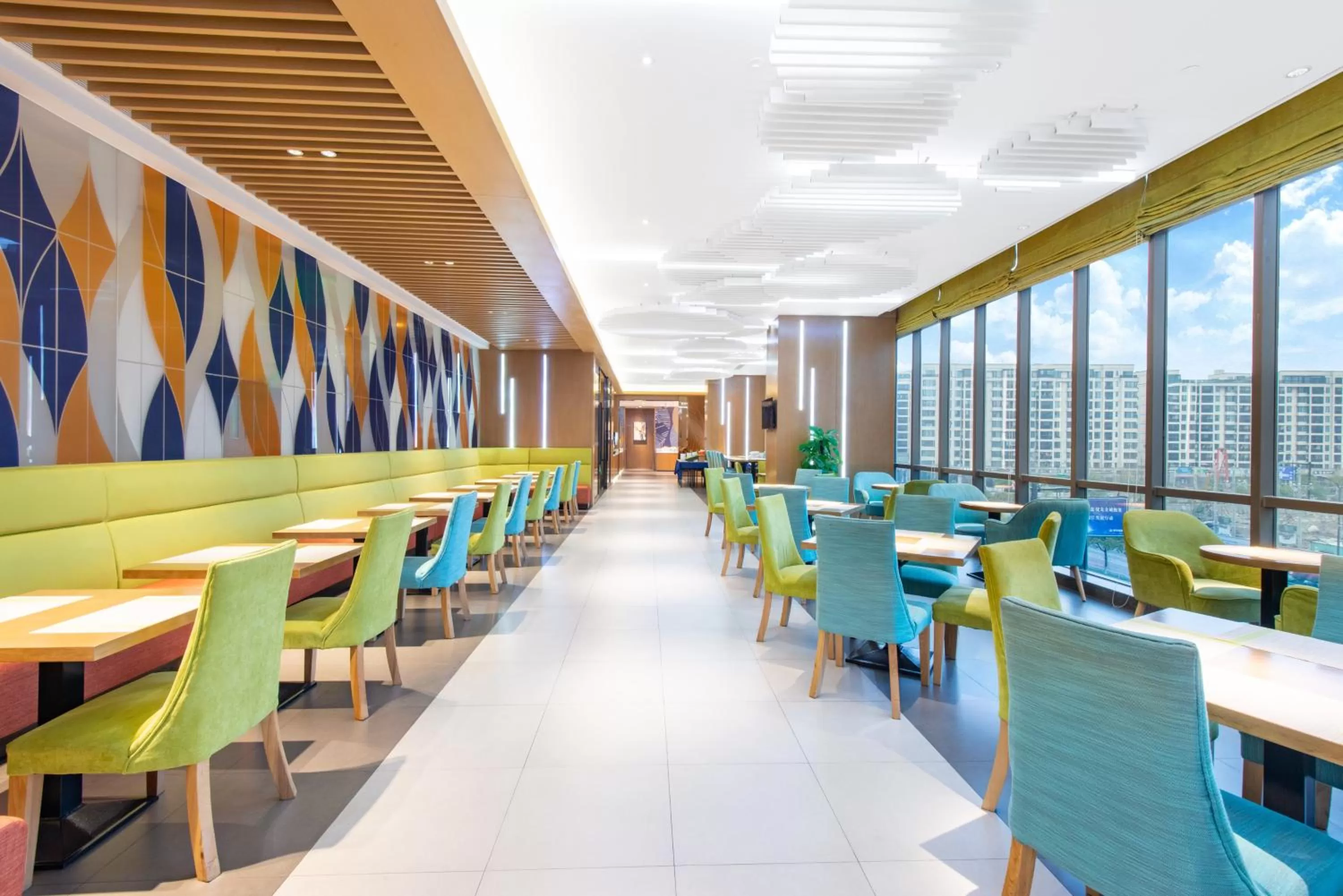 Breakfast in Holiday Inn Express Hangzhou East Station by IHG