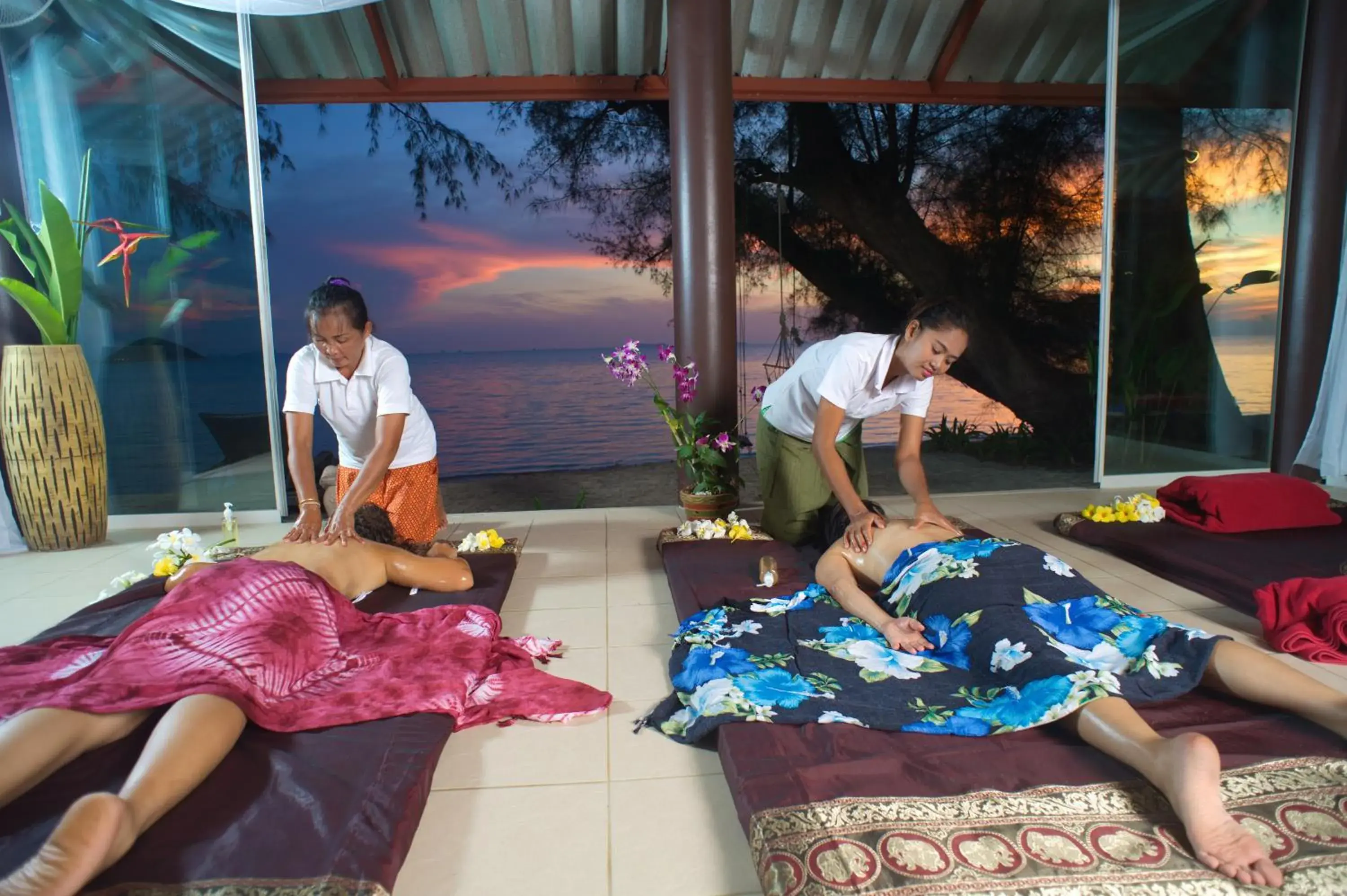 Massage in The Siam Residence Boutique Resort