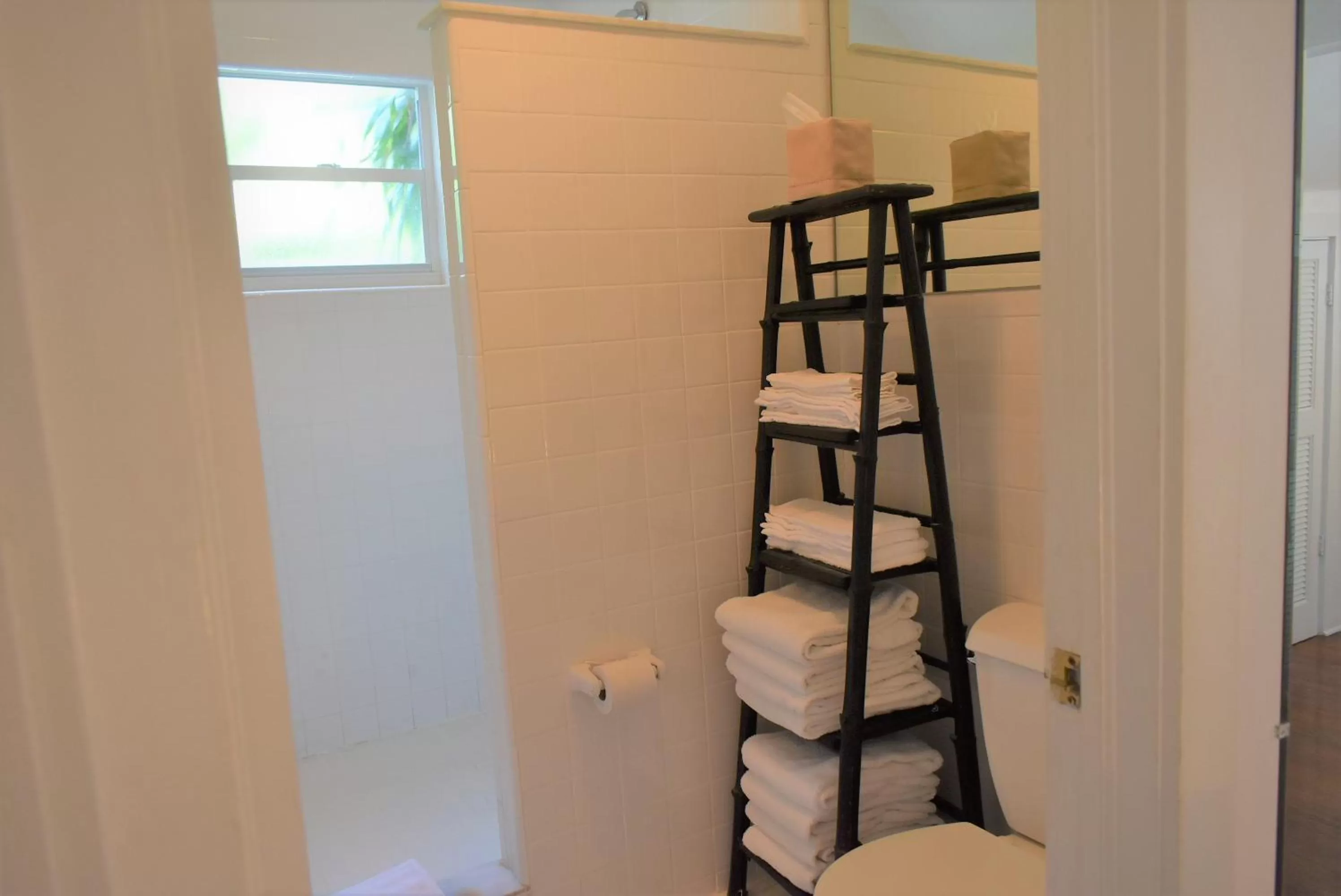 Bathroom in Simonton Court Historic Inn & Cottages
