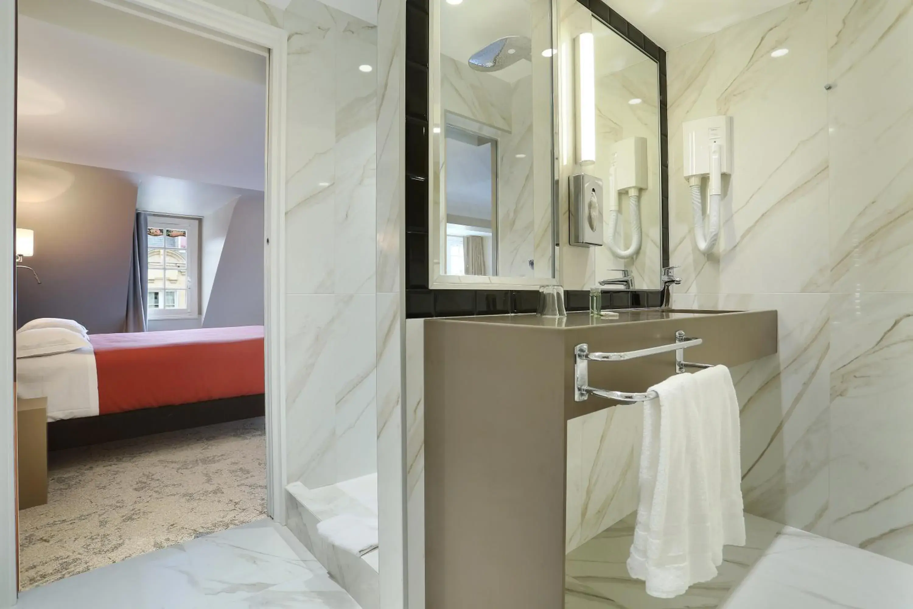Bathroom in Hotel Concortel